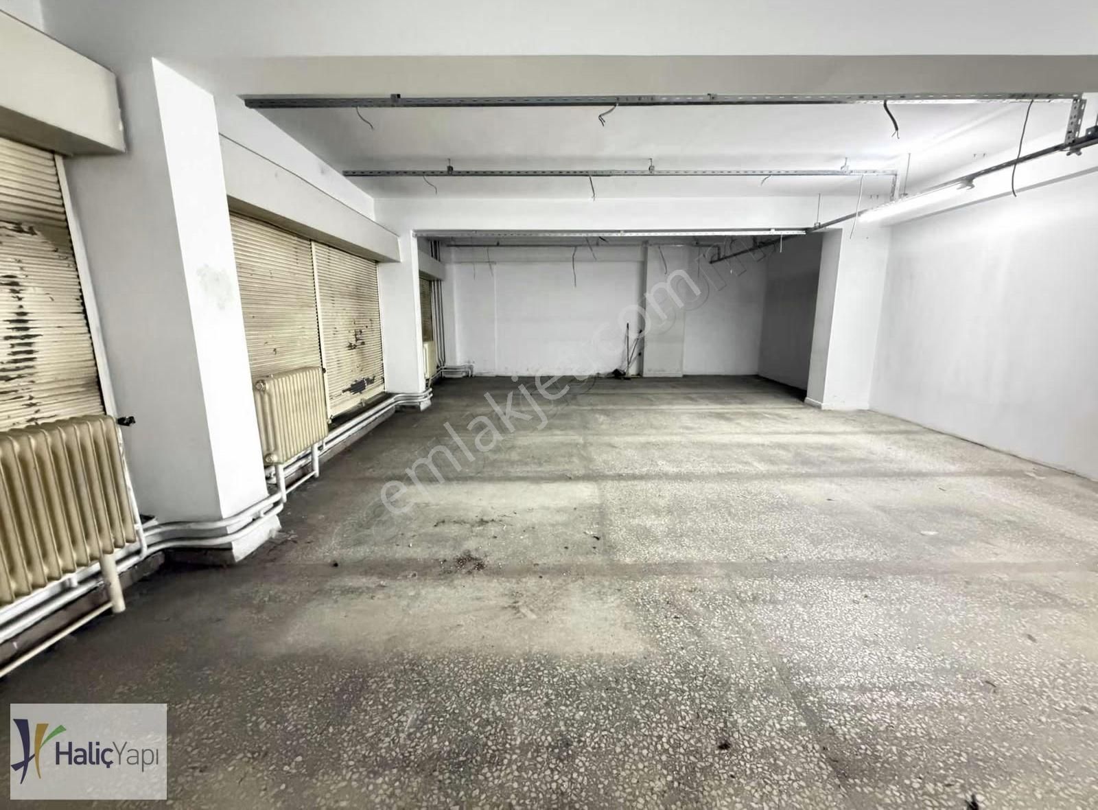 Nişantaşında Araç Girişli 420m2 Kiralık Depo - Görsel 6