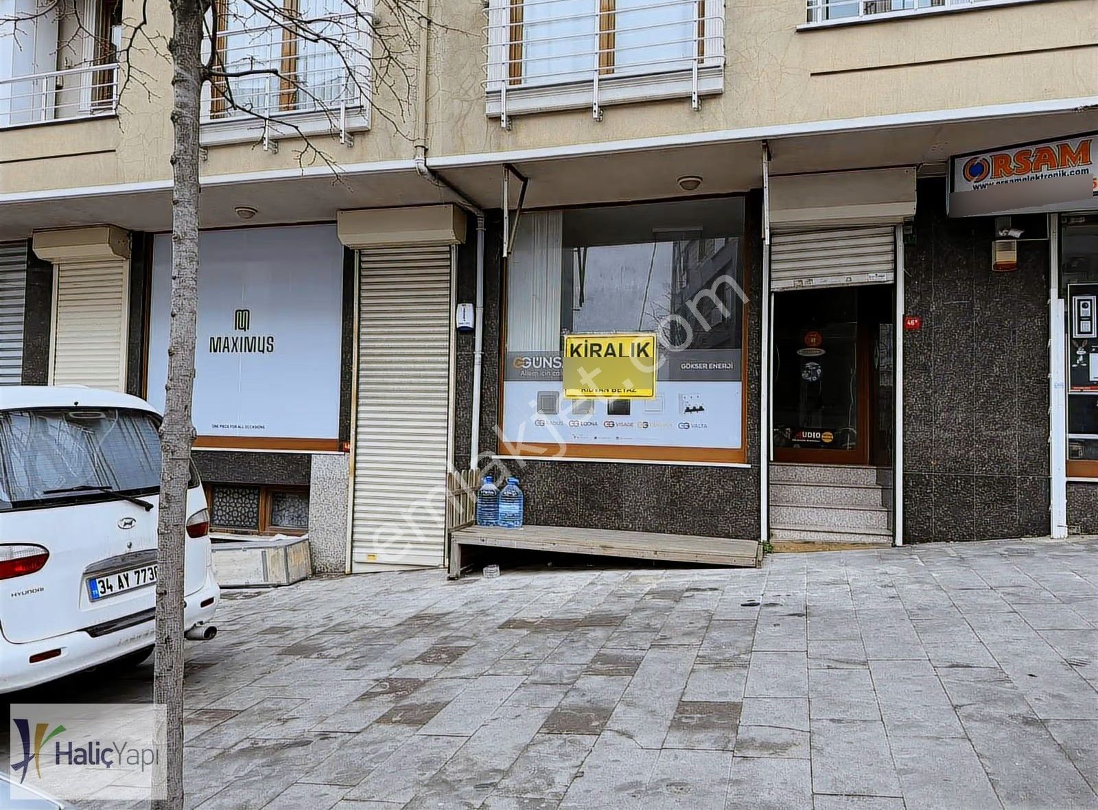 Cad Üstü Önü Araç Parkına Uygun İş Yeri
