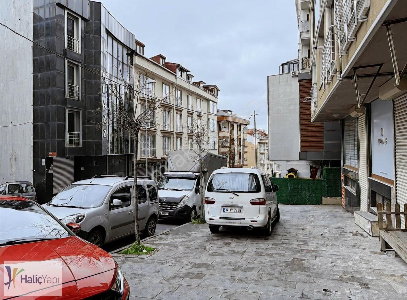 Cad Üstü Önü Araç Parkına Uygun İş Yeri - Görsel 6