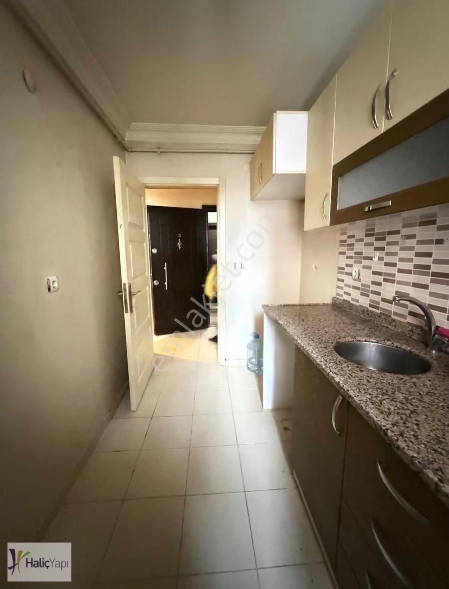 Metrobüse &metroya 12 Dk 1+1 Yüksek Giriş - Görsel 10