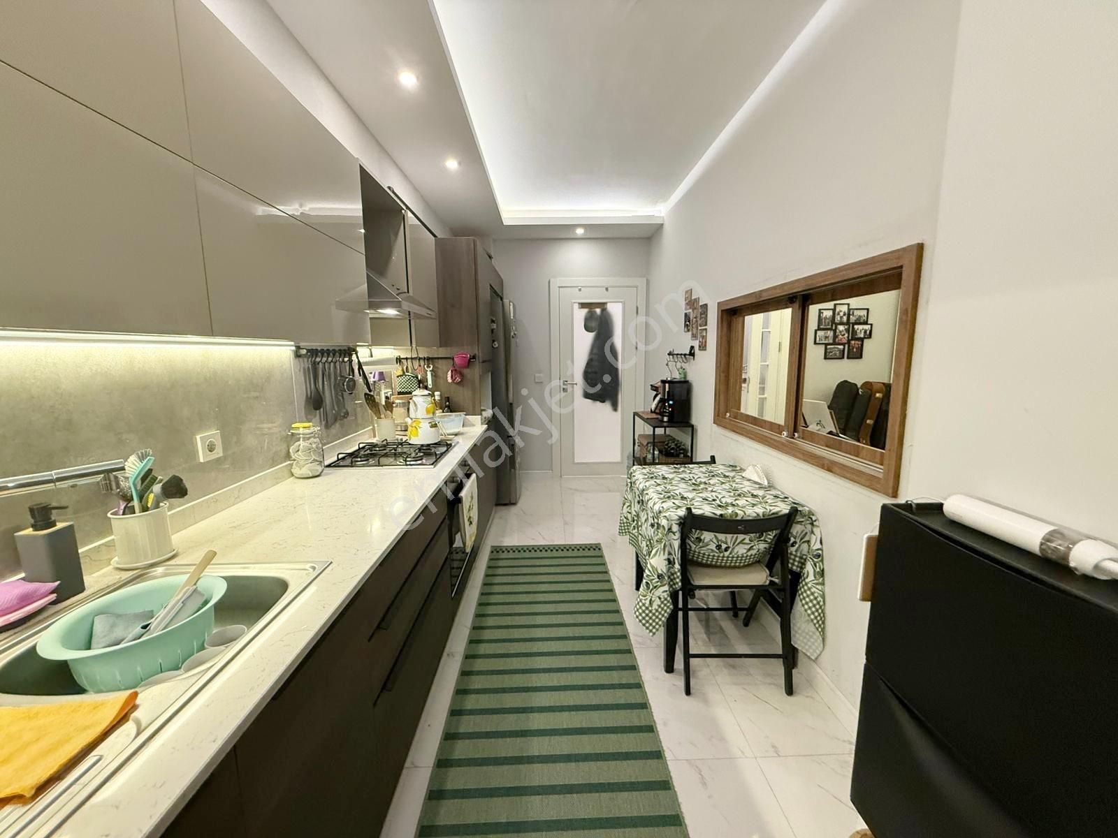 Suadiye De Genç Bina Da Balkonlu Ebeveyn Banyolu Net 110m2 3+1 - Görsel 18