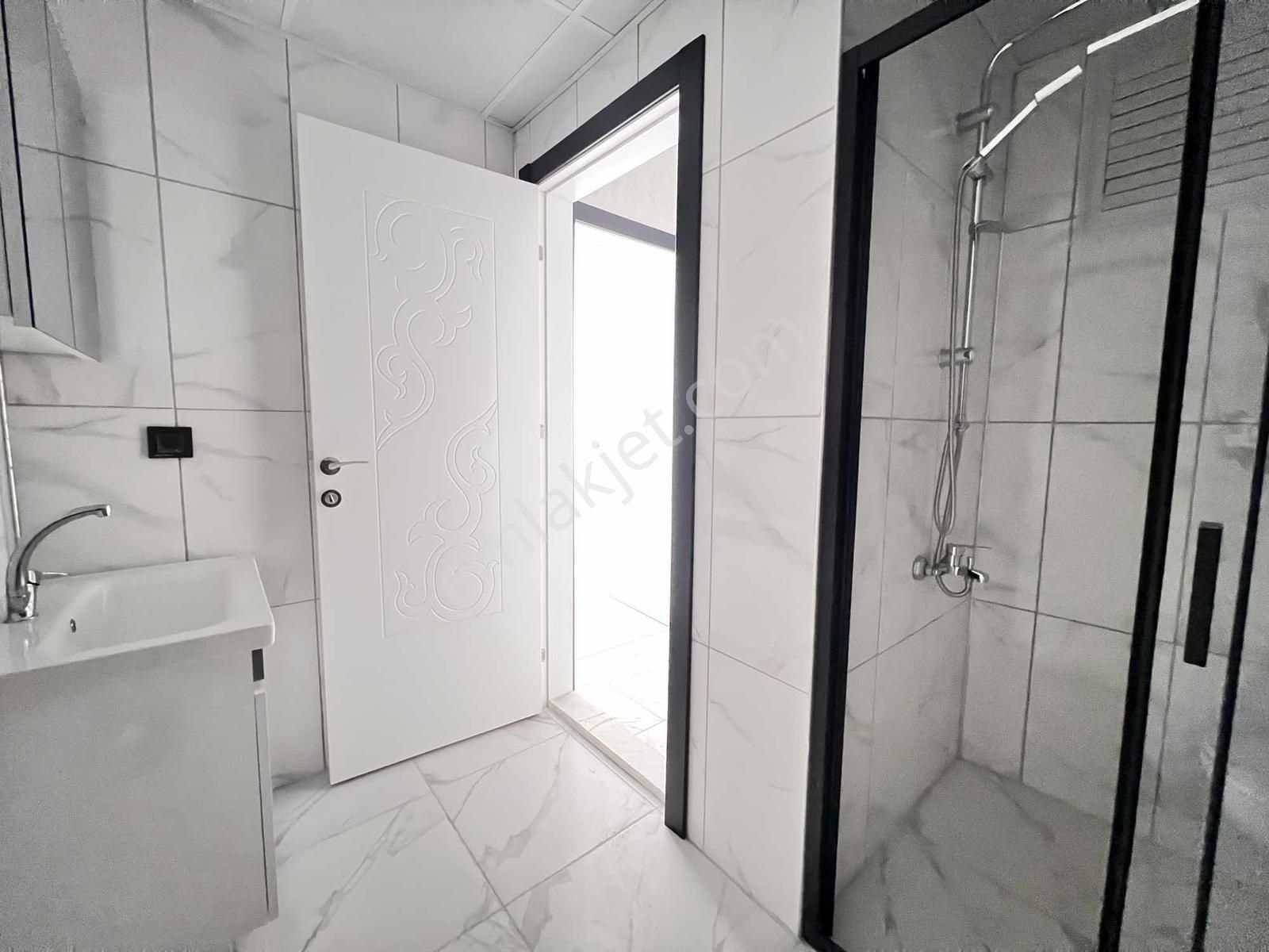 Hamzaoğlu Mh. Mengene Cd. Yakını K.otoparklı 3+1 Satılık Lüks - Görsel 24