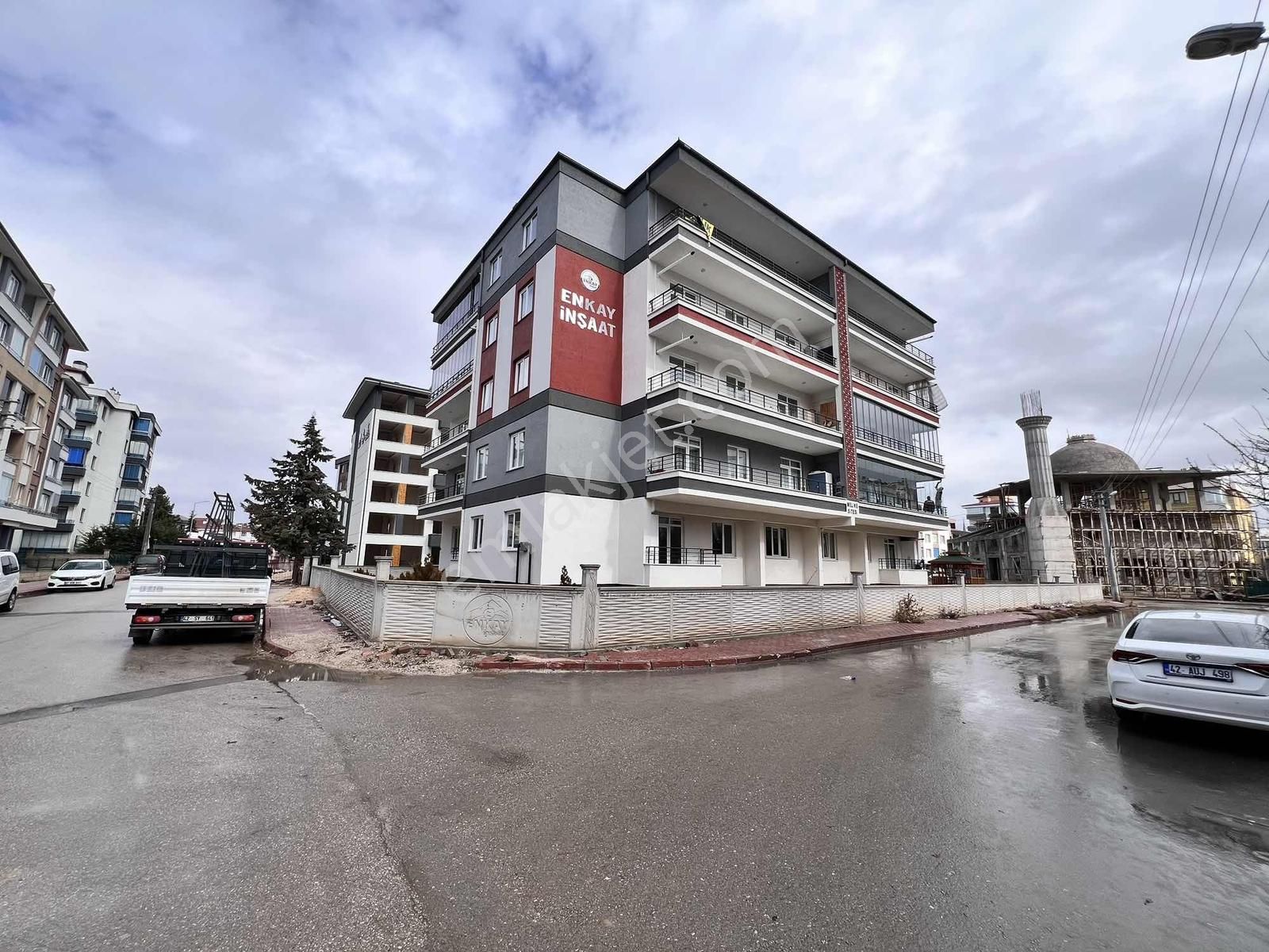 Hamzaoğlu Mh. Mengene Cd. Yakını K.otoparklı 3+1 Satılık Lüks