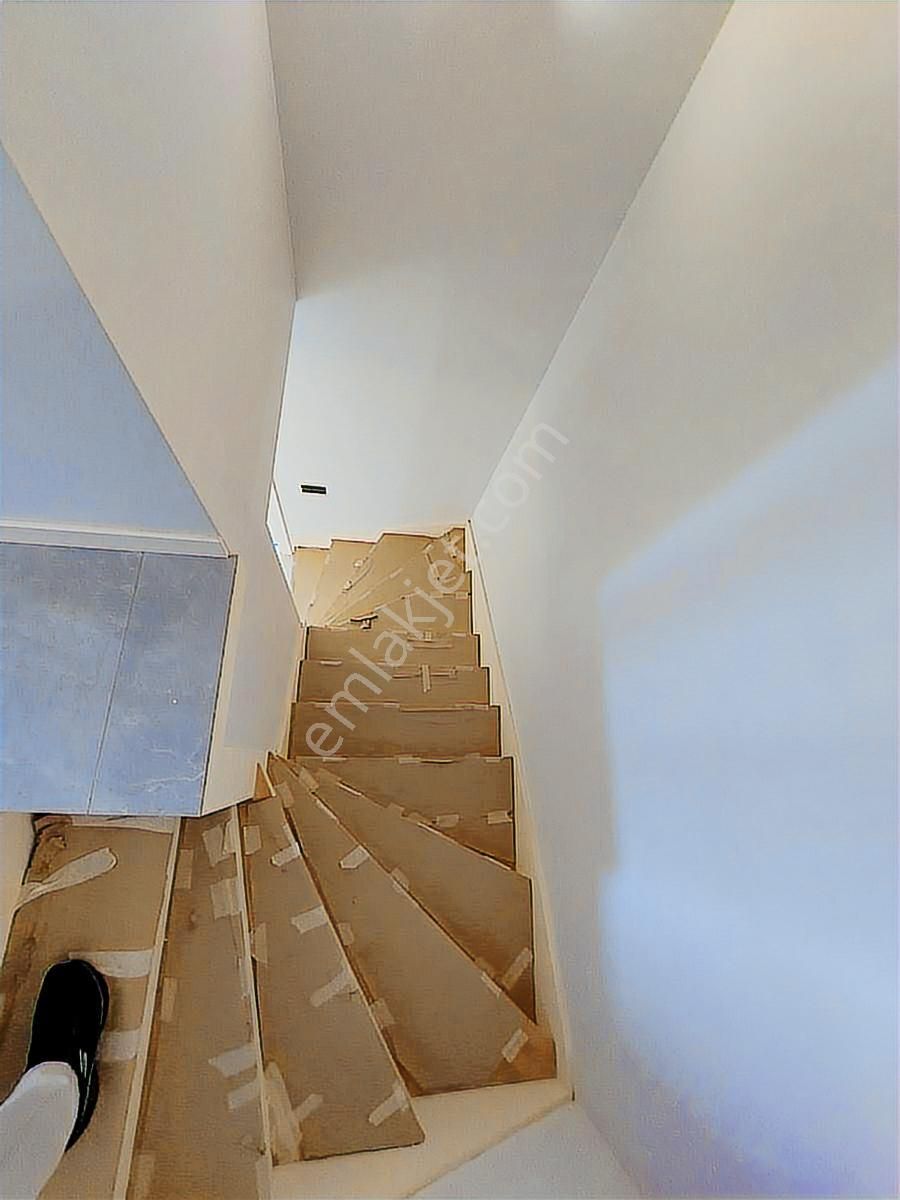 Üsküdar Merkeze Yakın Asansörlü Satılık Sıfır Dubleks 4+1 - Görsel 6