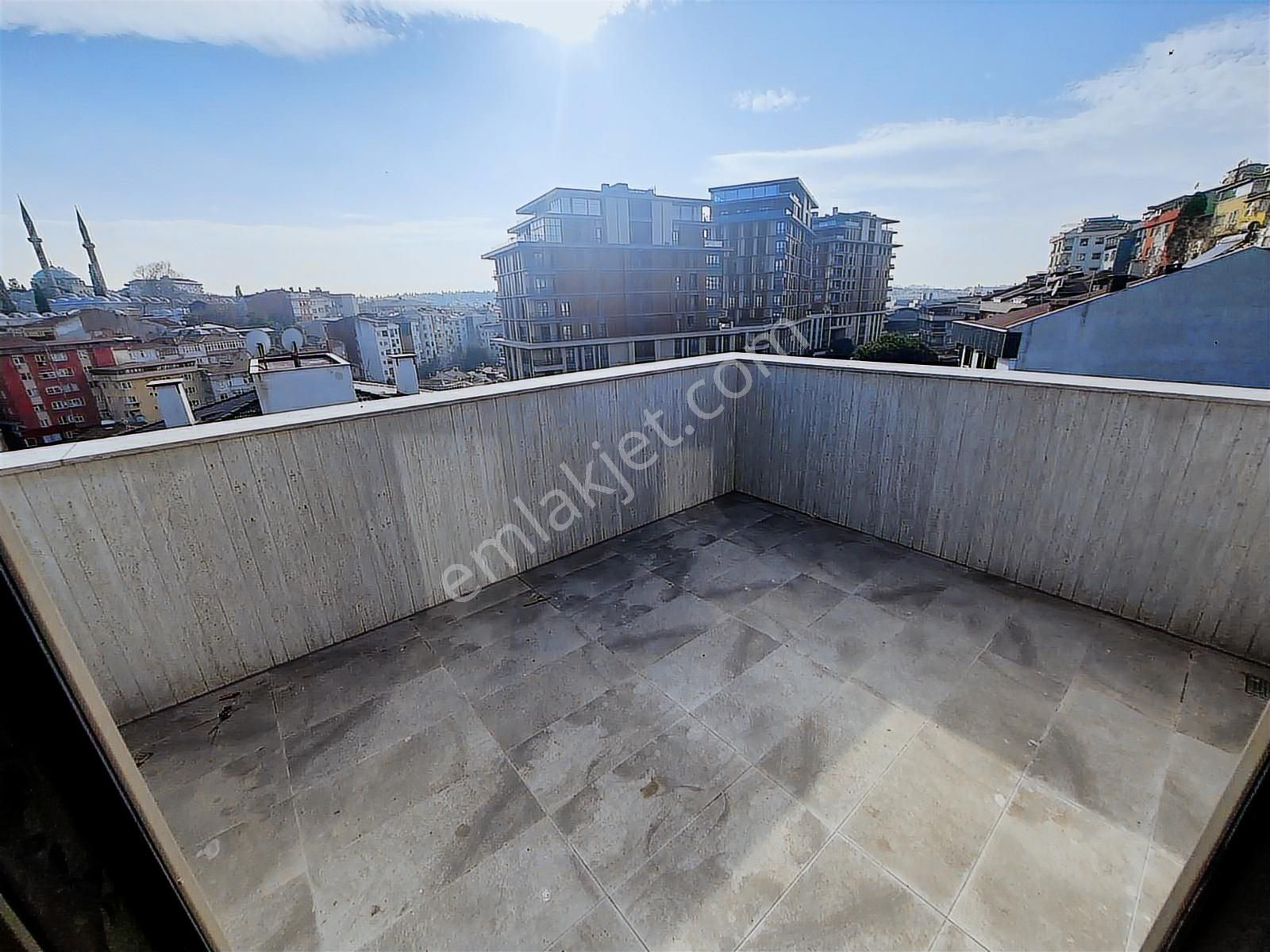 Üsküdar Merkeze Yakın Asansörlü Satılık Sıfır Dubleks 4+1 - Görsel 9