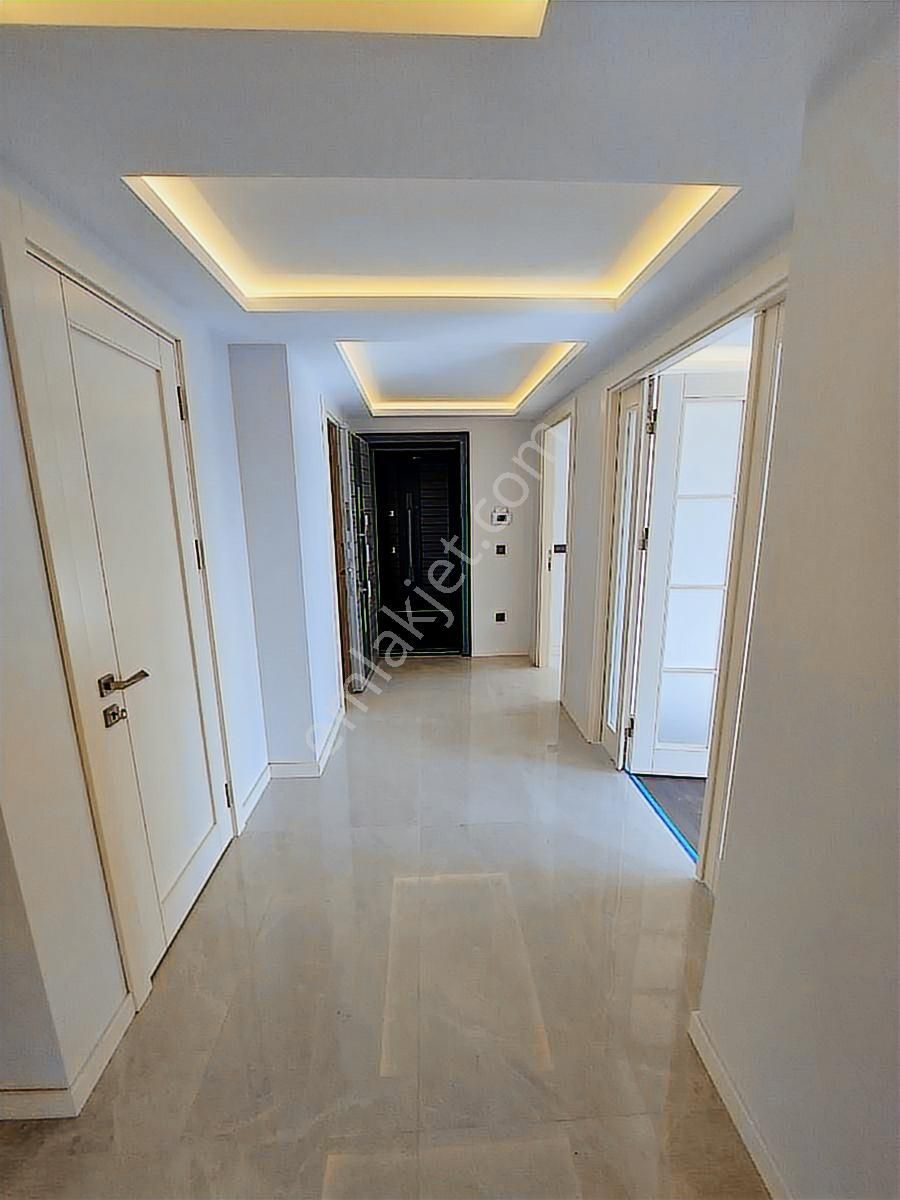 Üsküdar Merkeze Yakın Asansörlü Satılık Sıfır Dubleks 4+1 - Görsel 7