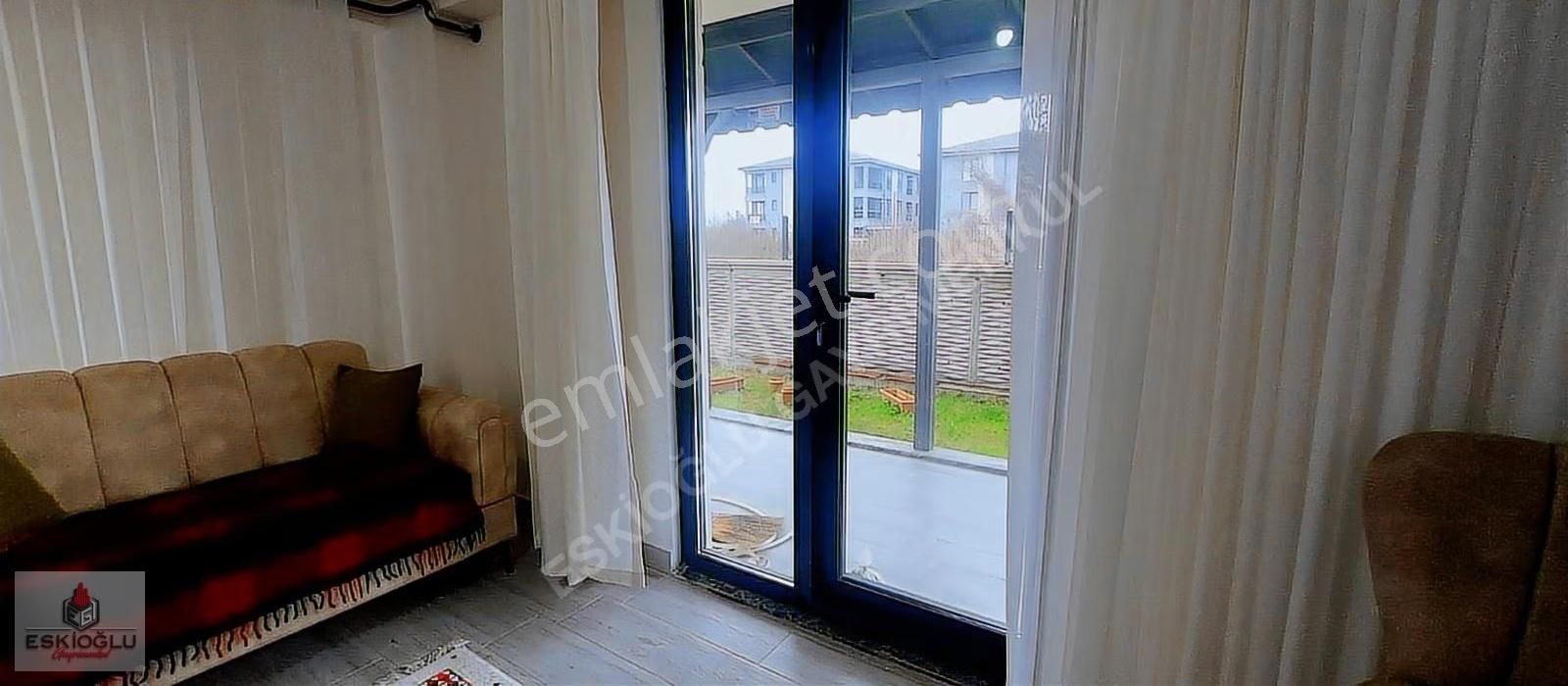 Bağımsız Müstakil Bahçe Veranda Ve Kapalı Mutfaklı
