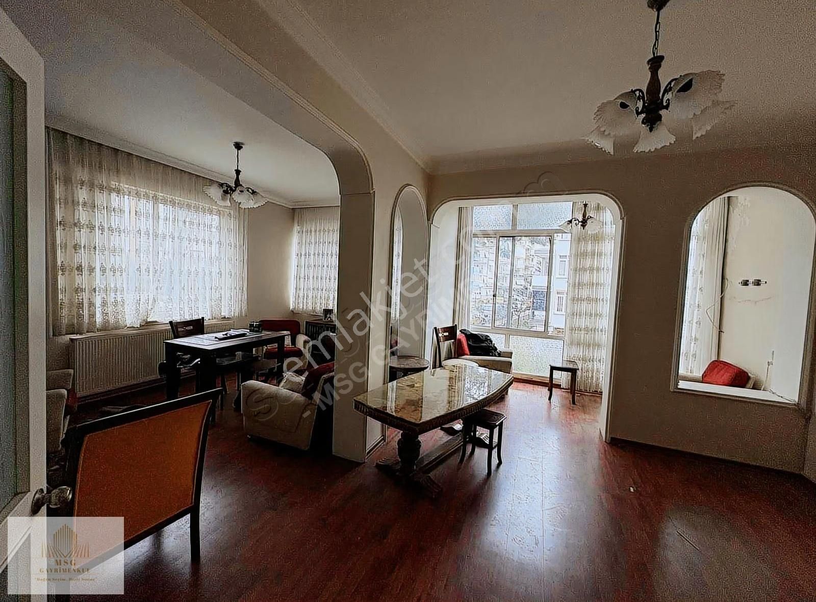 Msg'den Göztepe Stadyum Yanında 3+1 Ara Kat, Otoparklı Daire - Görsel 16