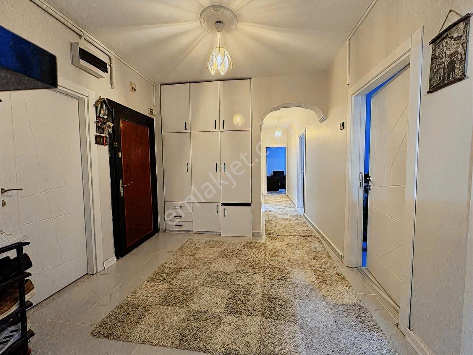 Göztepe Cadde Üzeri Satılık 3+1 Site İçerisinde Yapılı Daire - Görsel 2