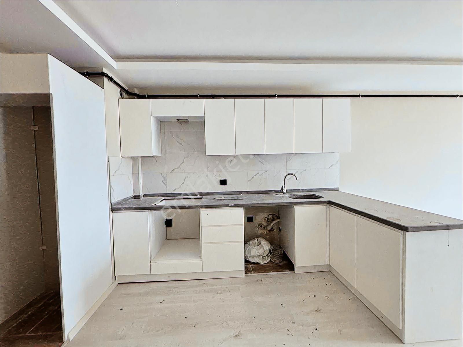 Aziz Işık Bulvarına 1 Parsel Ultra Geniş Yüksek Kredili 1+1 - Görsel 13