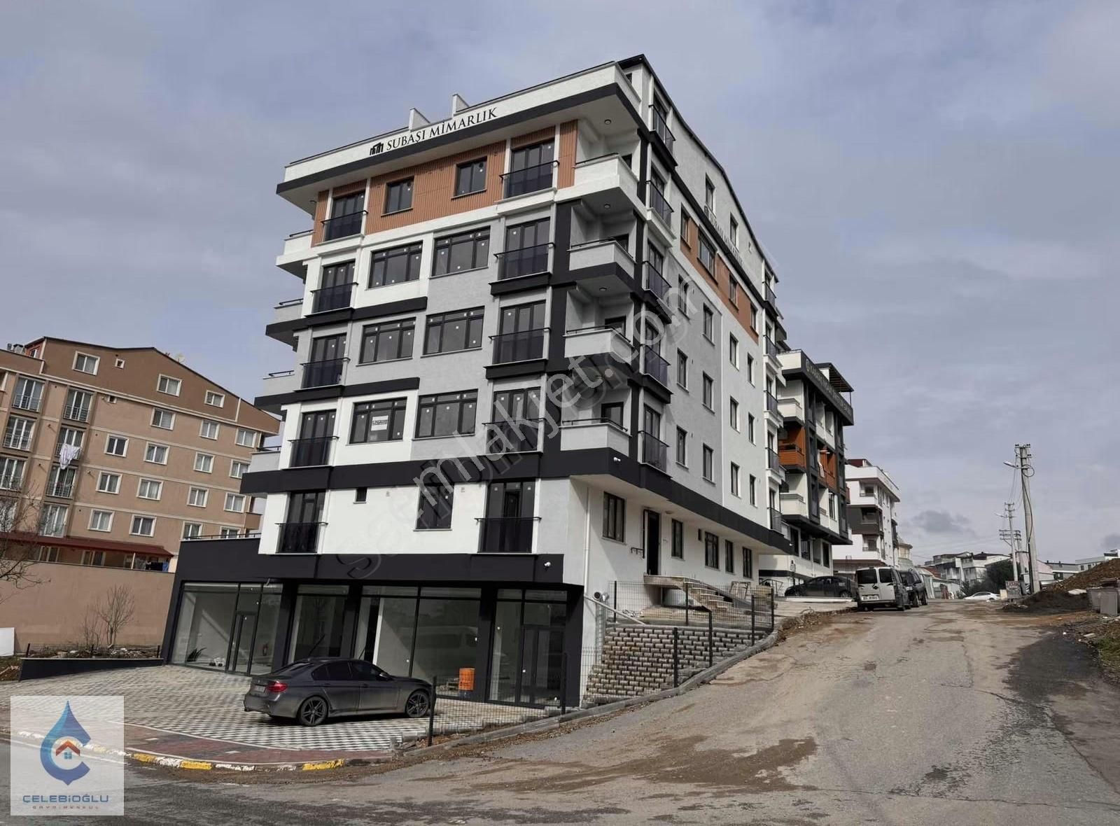 Çayırova Emek Mah. Ragıp Demirkol Cad. Üzeri Satılık 4+1 Dubleks