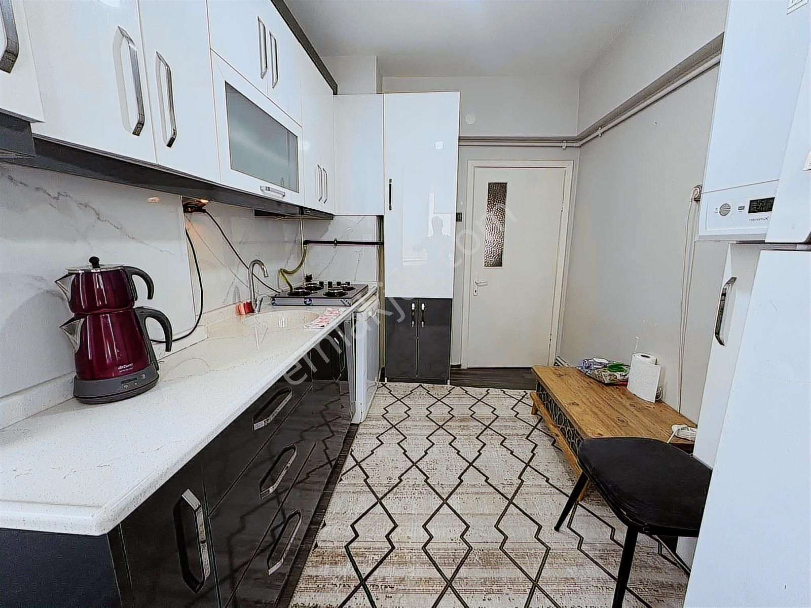 Atatürk Cd. Yakını Kiralık 3+1 Yenilenmiş Daire - Görsel 18