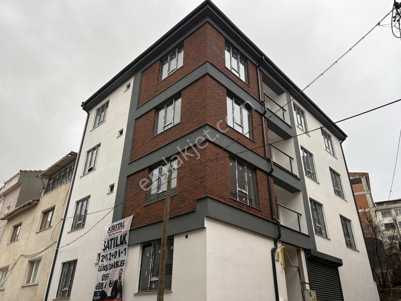 Emek'te Satılık 2+0 Asansörlü Sıfır Arakat Daire