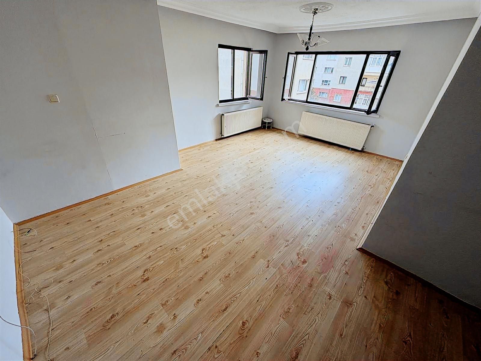 Ertuğrulgazi Mah. 3+1 Ara Katta Full Yapılı Daire Emsali Yok!! - Görsel 21