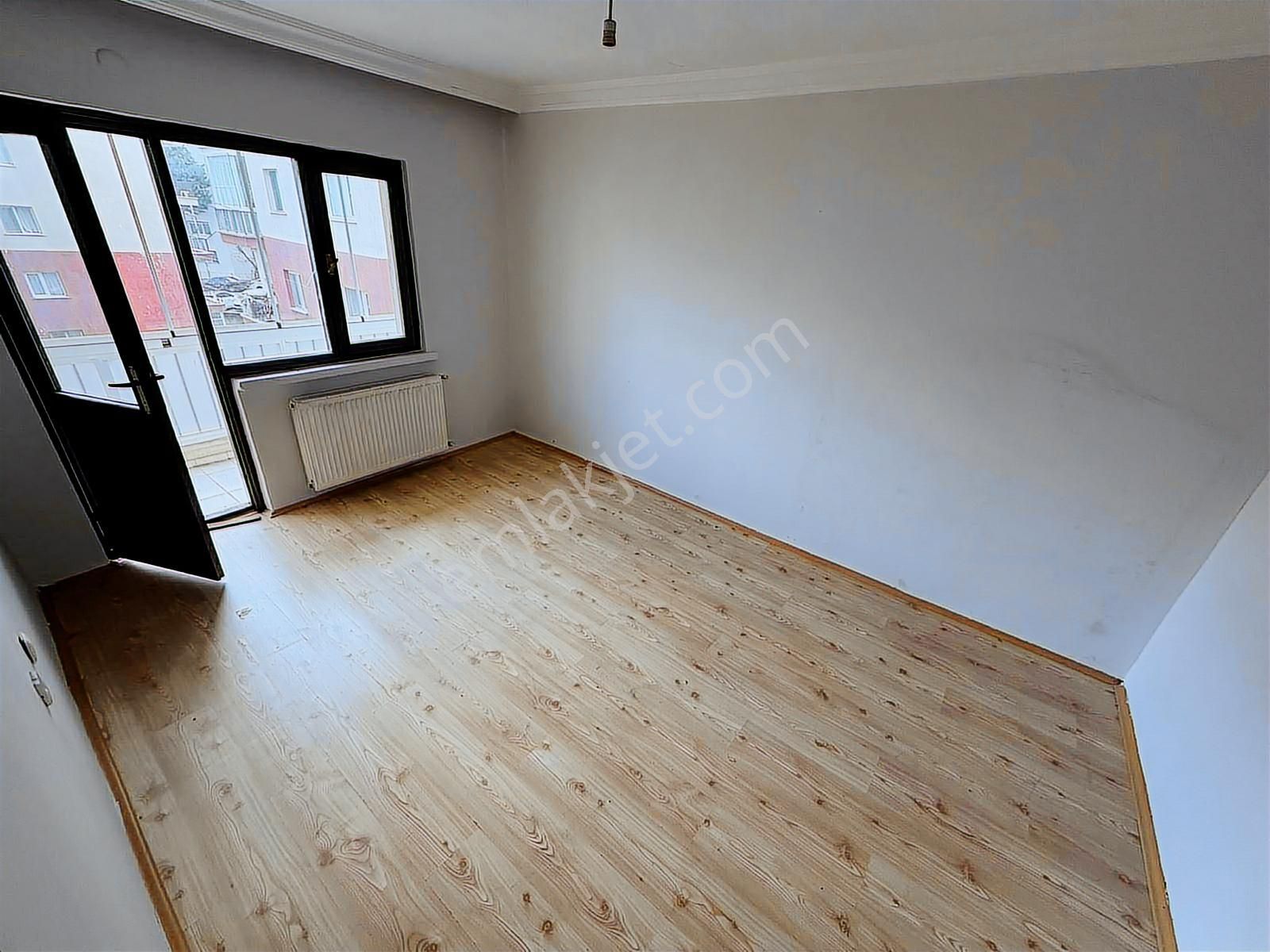 Ertuğrulgazi Mah. 3+1 Ara Katta Full Yapılı Daire Emsali Yok!! - Görsel 26