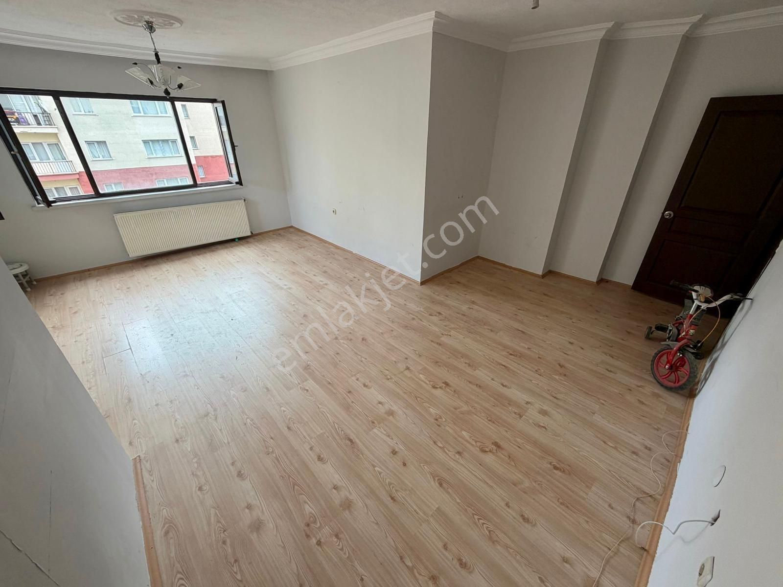 Ertuğrulgazi Mah. 3+1 Ara Katta Full Yapılı Daire Emsali Yok!! - Görsel 13