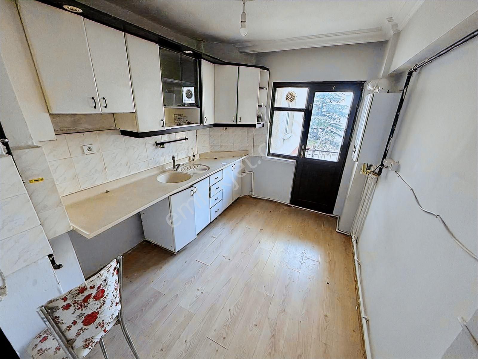 Ertuğrulgazi Mah. 3+1 Ara Katta Full Yapılı Daire Emsali Yok!!