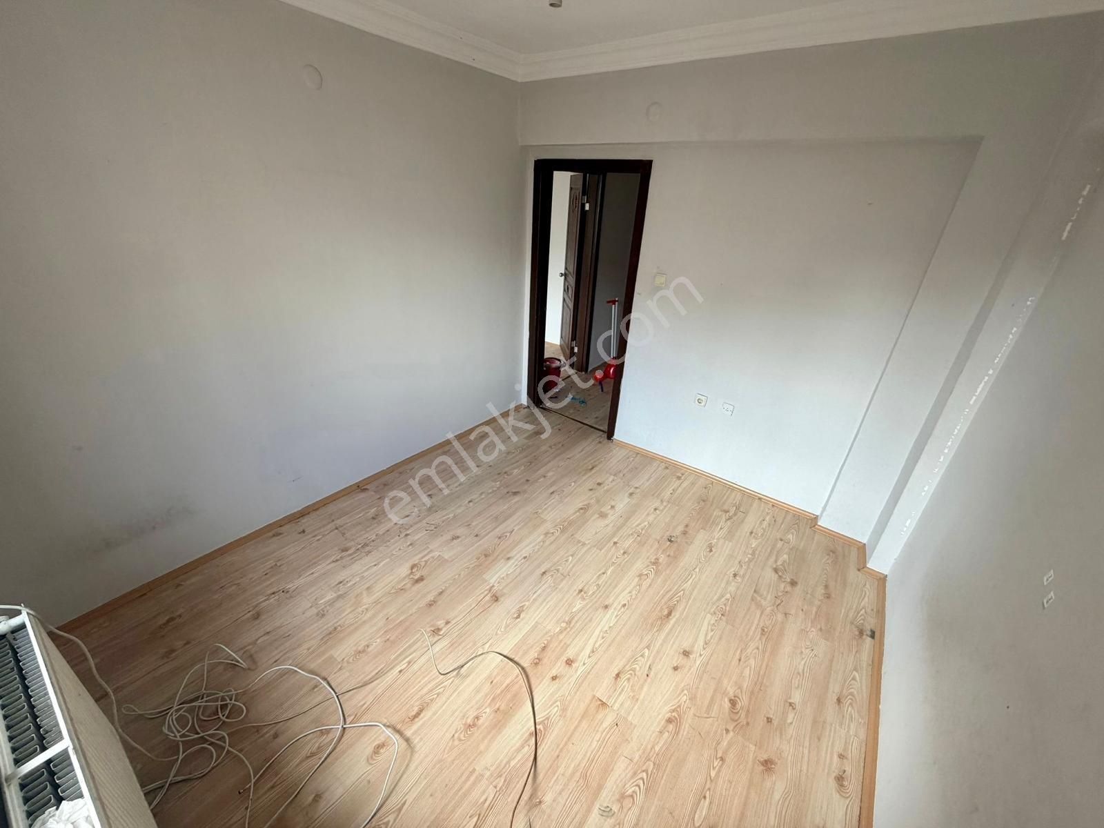 Ertuğrulgazi Mah. 3+1 Ara Katta Full Yapılı Daire Emsali Yok!! - Görsel 27