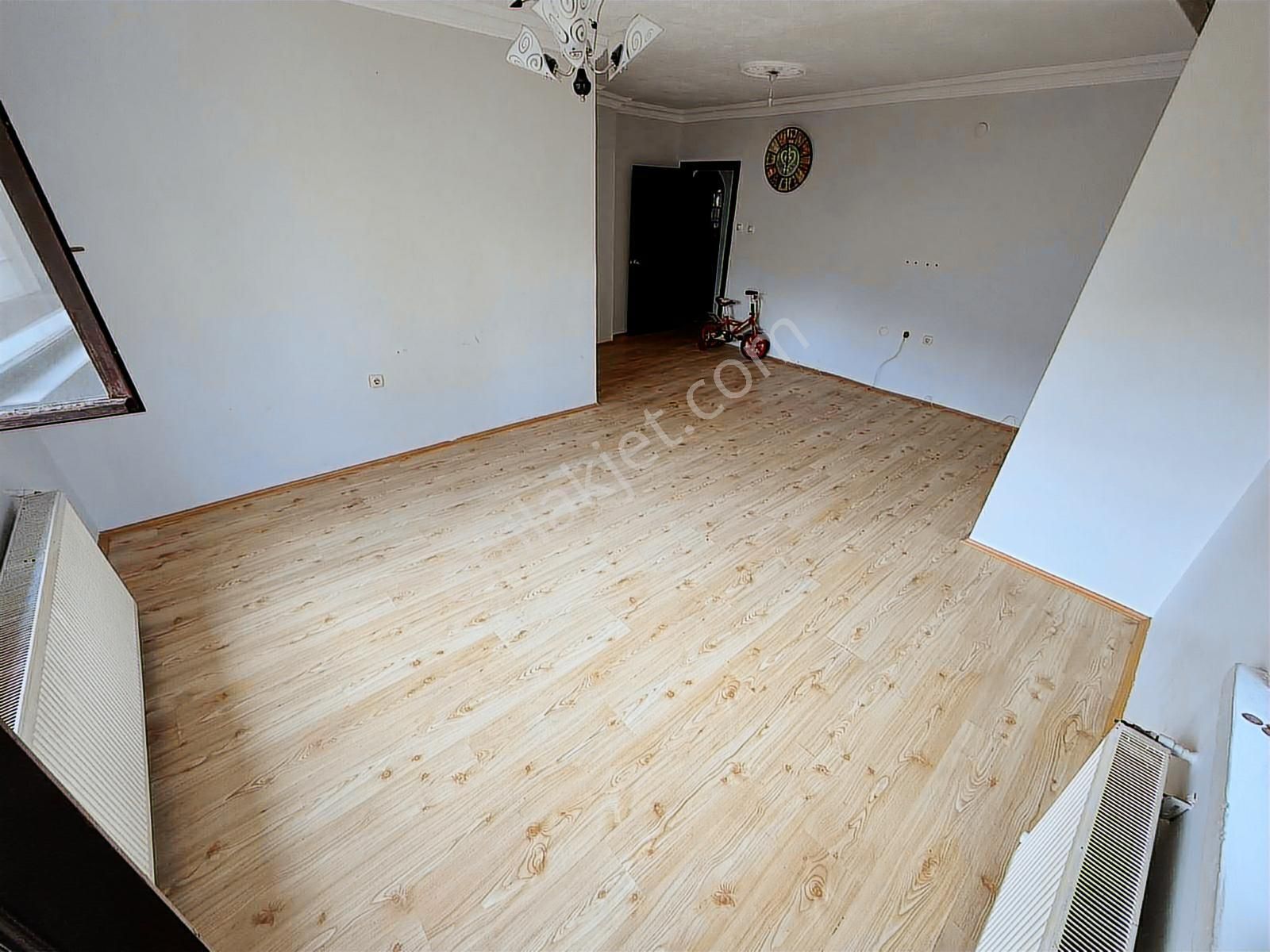 Ertuğrulgazi Mah. 3+1 Ara Katta Full Yapılı Daire Emsali Yok!! - Görsel 22