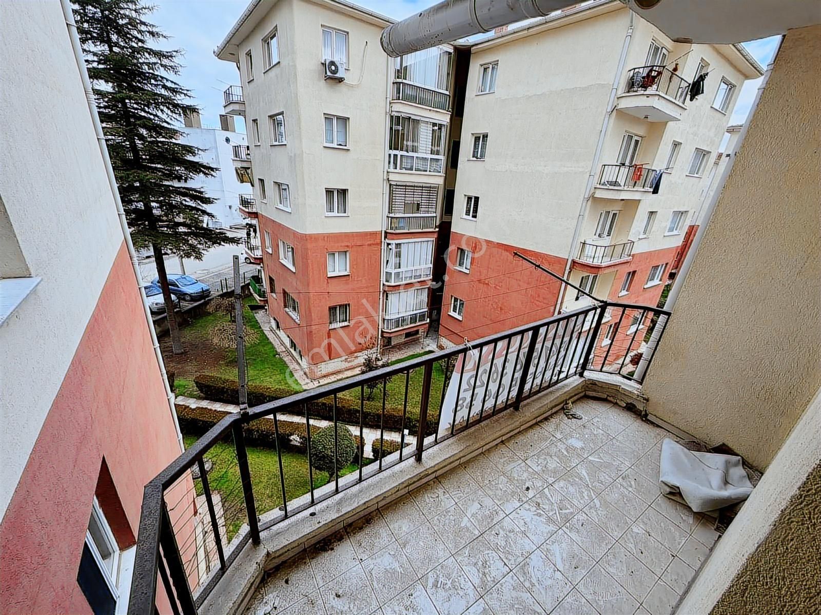 Ertuğrulgazi Mah. 3+1 Ara Katta Full Yapılı Daire Emsali Yok!! - Görsel 11