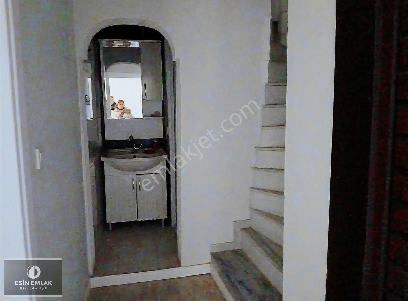 Nenehatun Mah Ferah Geniş M2'li Teraslı 2+1 Dubleks Daire - Görsel 33