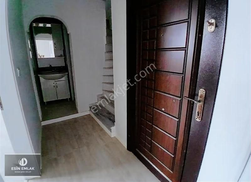 Nenehatun Mah Ferah Geniş M2'li Teraslı 2+1 Dubleks Daire - Görsel 3