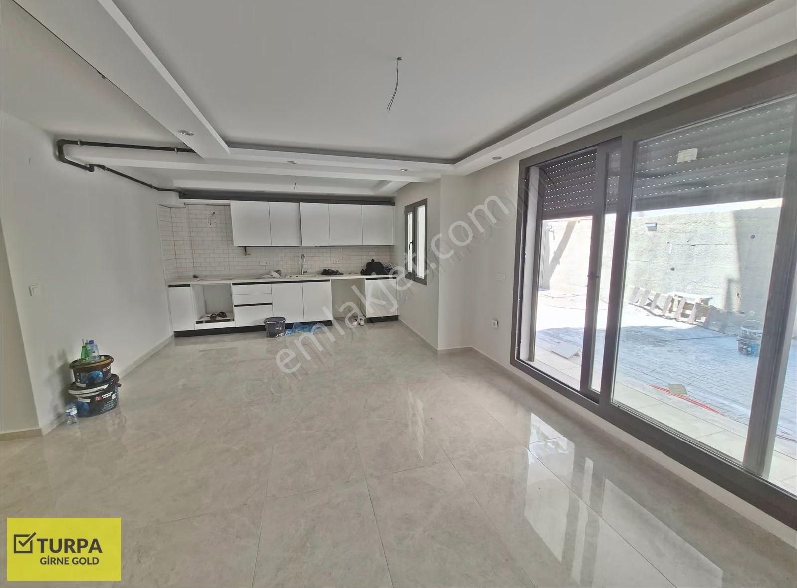 Çiğli'de Yüksek Kaliteli Malzeme-işçilikli Satılık Sıfır Dairele - Görsel 14