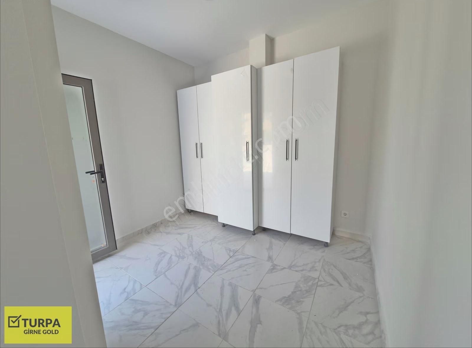 Çiğli'de Yüksek Kaliteli Malzeme-işçilikli Satılık Sıfır Dairele - Görsel 12