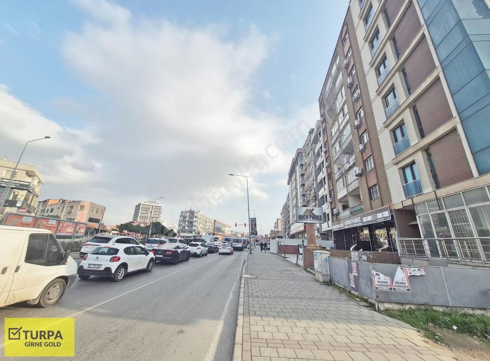 Merkezi Konumda Asansörlü Satılık 2+1 Geniş Daire - Görsel 16