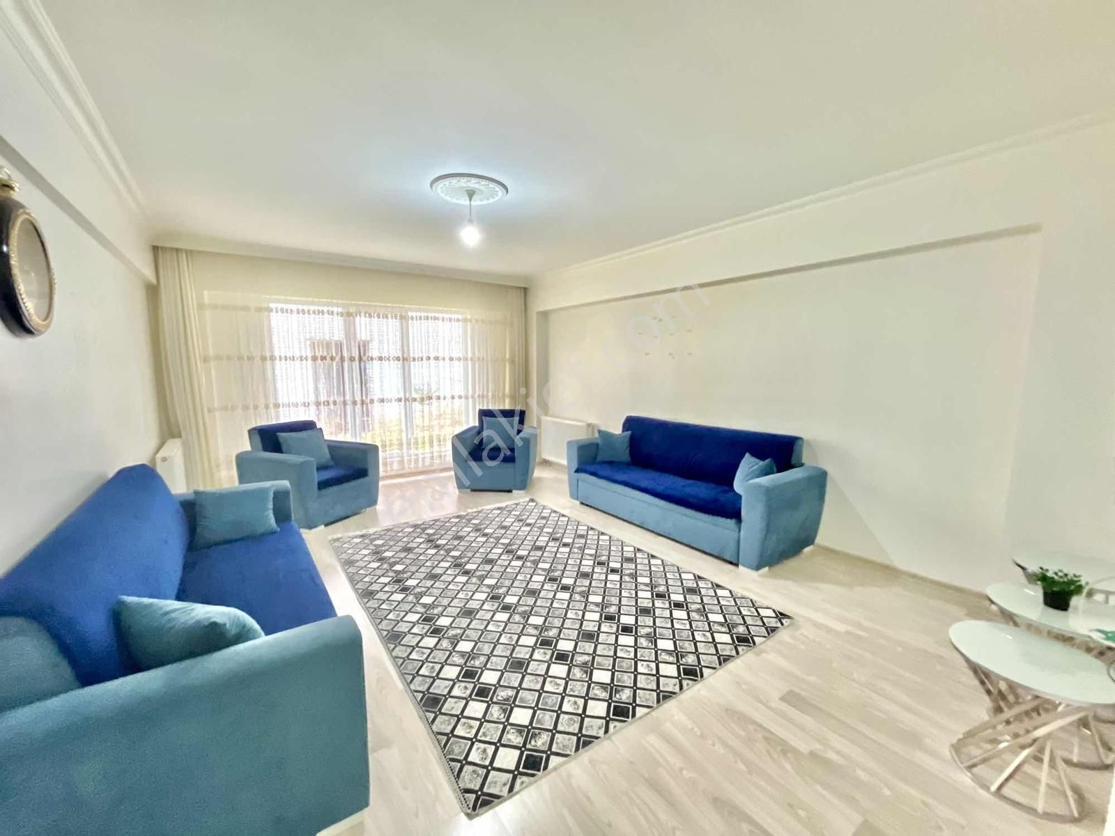 Avantaj'dan Küçük Kayaş'ta 3+1 Geniş+ebeveyn Banyolu Yapılı Dair