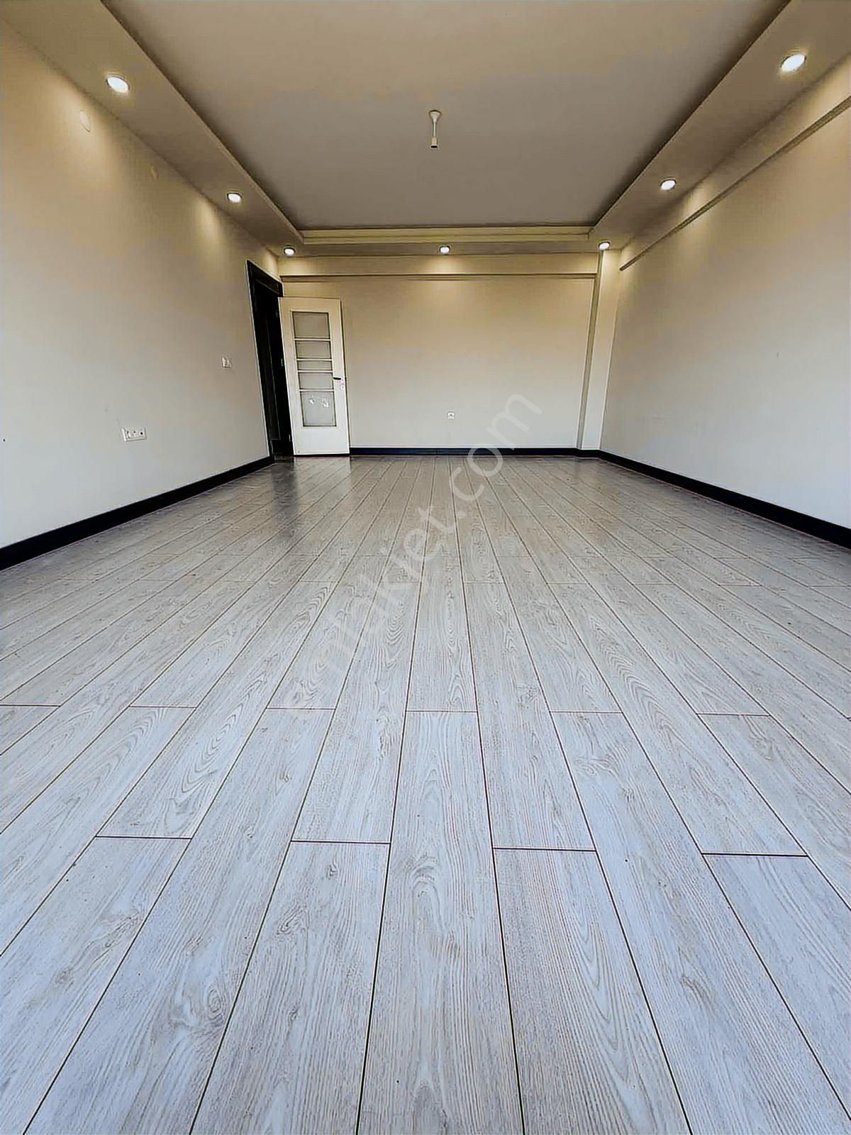 Onay 'dan Çerkezköy Tepede Lüks Sitede Mega Büyük 4+1 Daire - Görsel 25