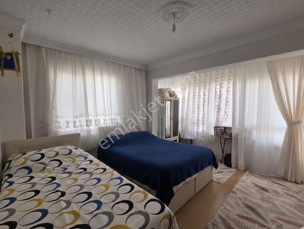 Lokasyon Avantajlı! Merkezde, Geniş 2+1 Ayrı Mutfaklı Balkonlu - Görsel 16