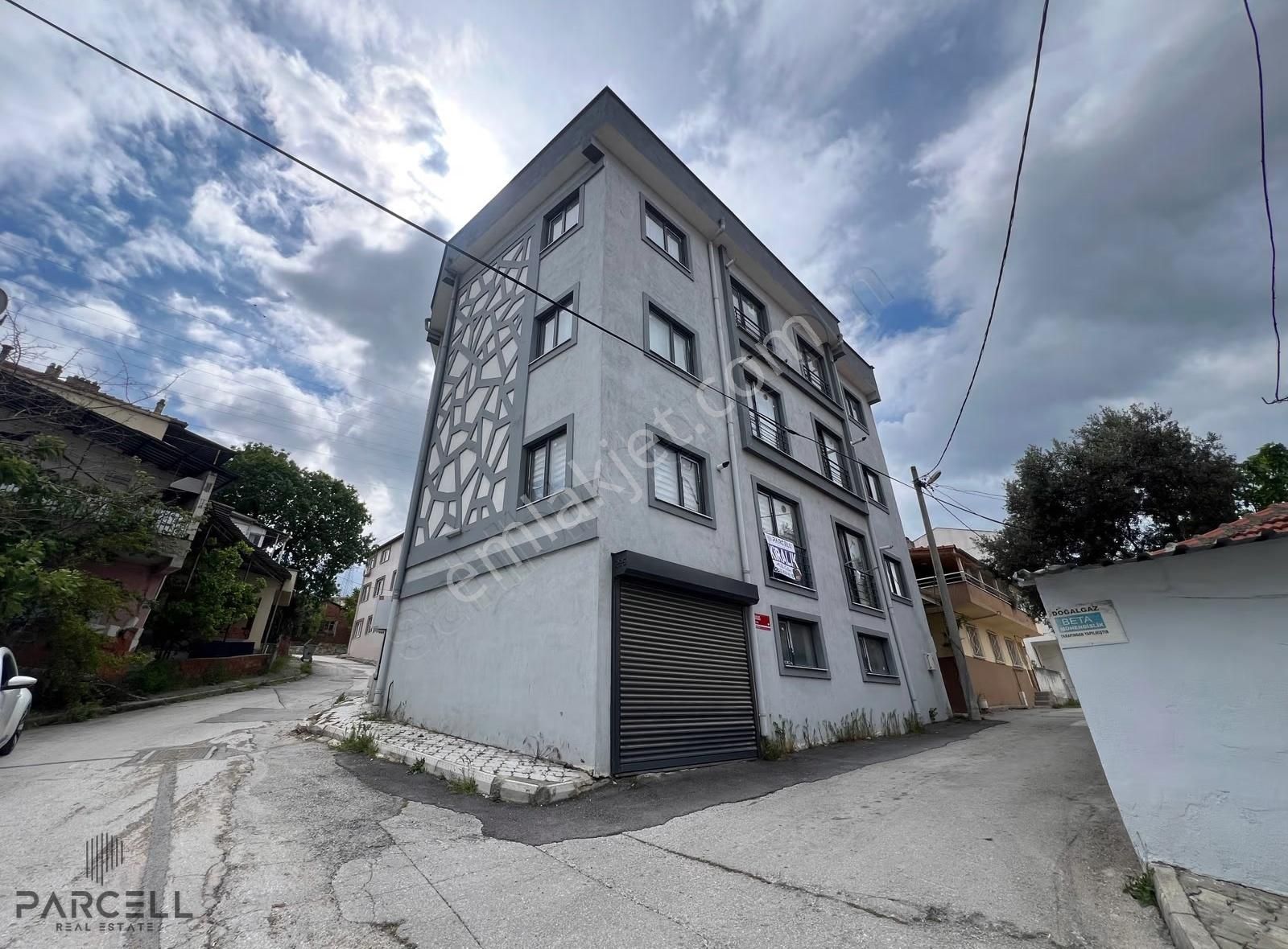 Balıkesir Sütlüce Mah. Tertemiz Kiracılı Full Eşyalı 1+1 Daire - Görsel 4