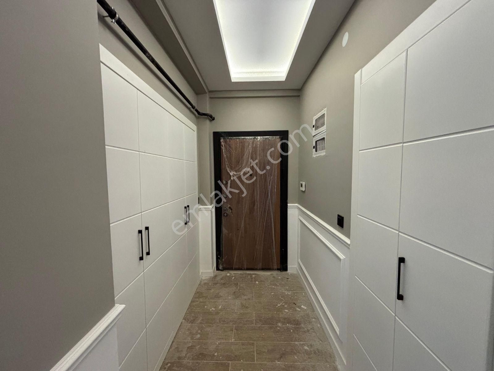 Bulvar Manzaralı Satılık Arakat 4+1 Daire - Görsel 18