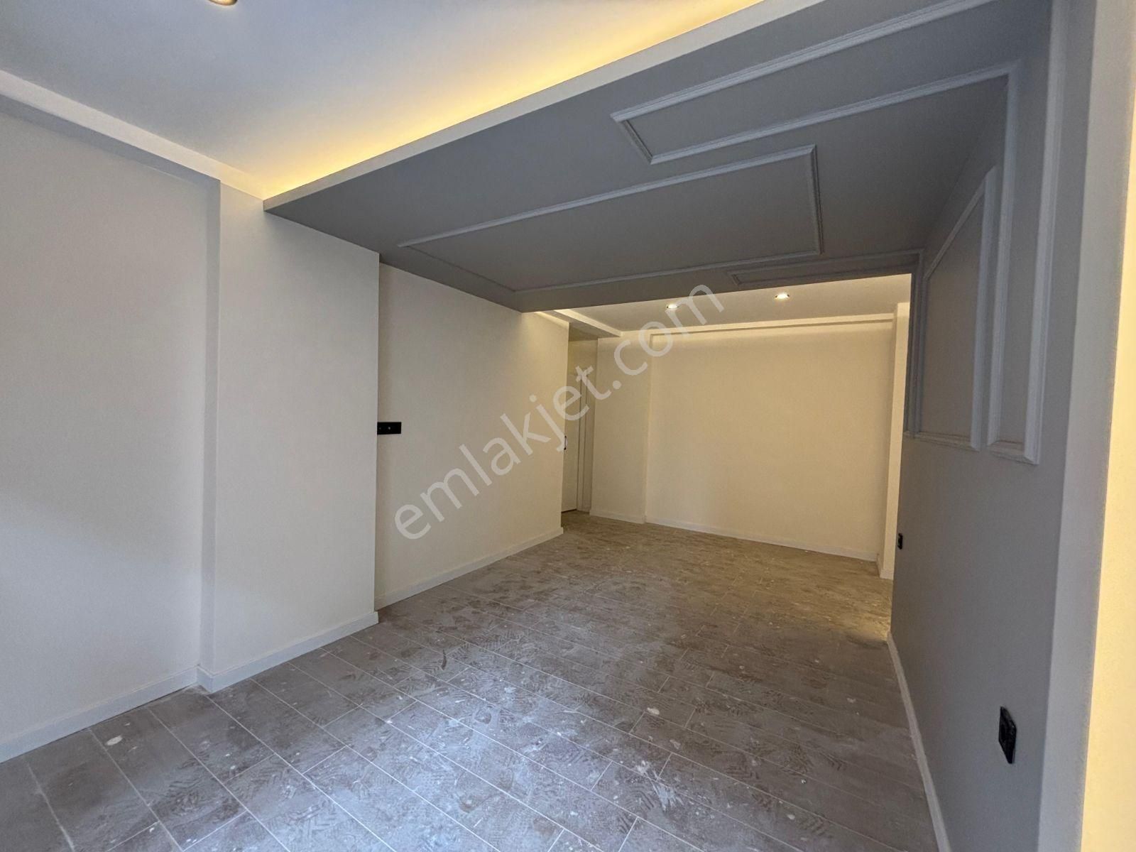 Bulvar Manzaralı Satılık Arakat 4+1 Daire - Görsel 11