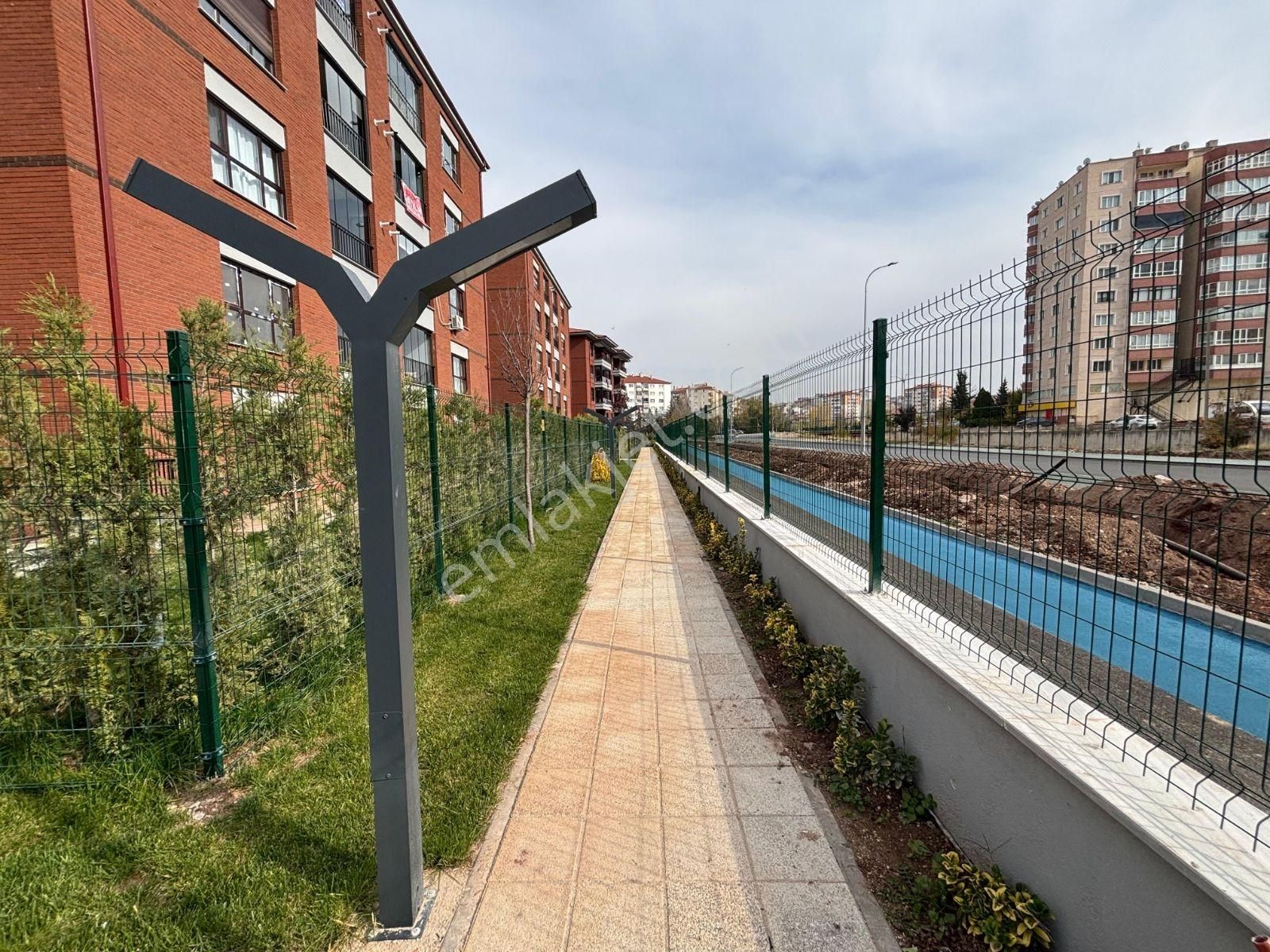 Bulvar Manzaralı Satılık Arakat 4+1 Daire - Görsel 26