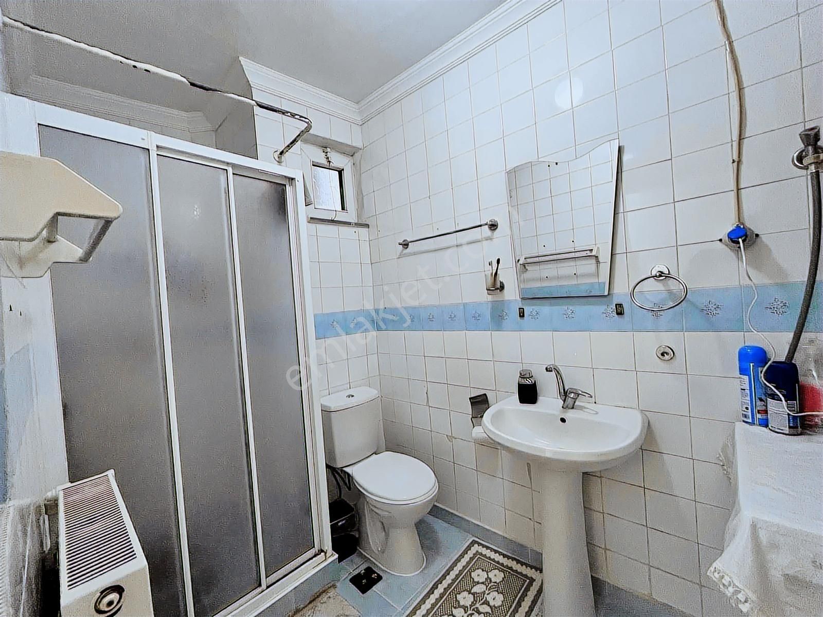 Gazi Mahallesinde Mükemmel Konumda 3+1 Fırsat Daire - Görsel 10