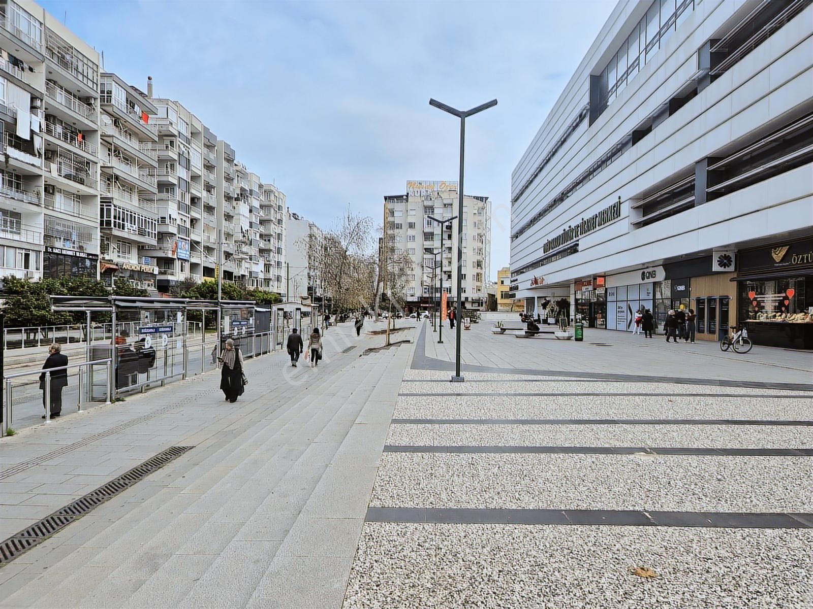 Doğugarajı Kültür Ve Ticaret Merkezinde Satlık Yatırımlık İşyeri - Görsel 25