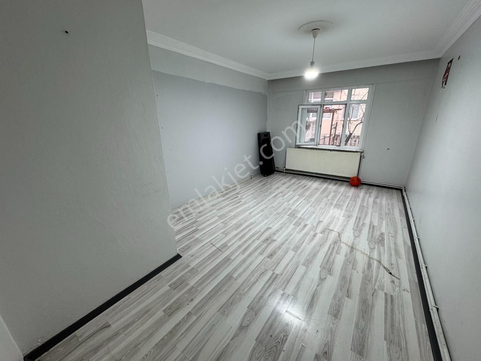 Silivri Alibey Mah. 3+1 Bahçe Kullanımlı Bakımlı Tadilatlı - Görsel 14