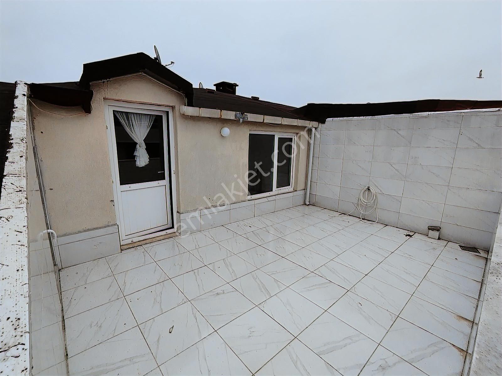Çamlıca Ferah Mahallesi'nde 4+1 Kiralık Dubleks Daire - Görsel 20