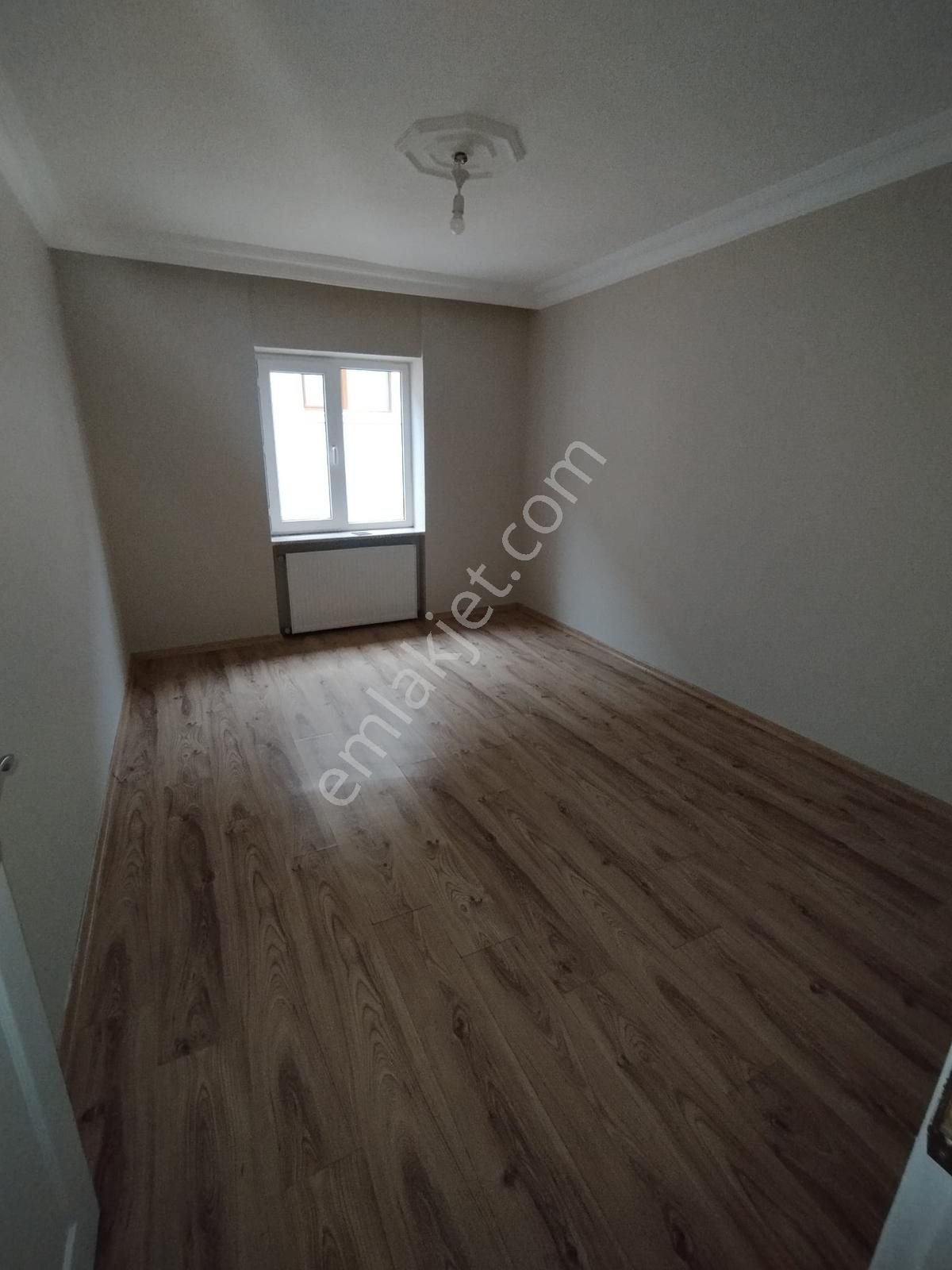 Çamlıca Ferah Mahallesi'nde 4+1 Kiralık Dubleks Daire - Görsel 12