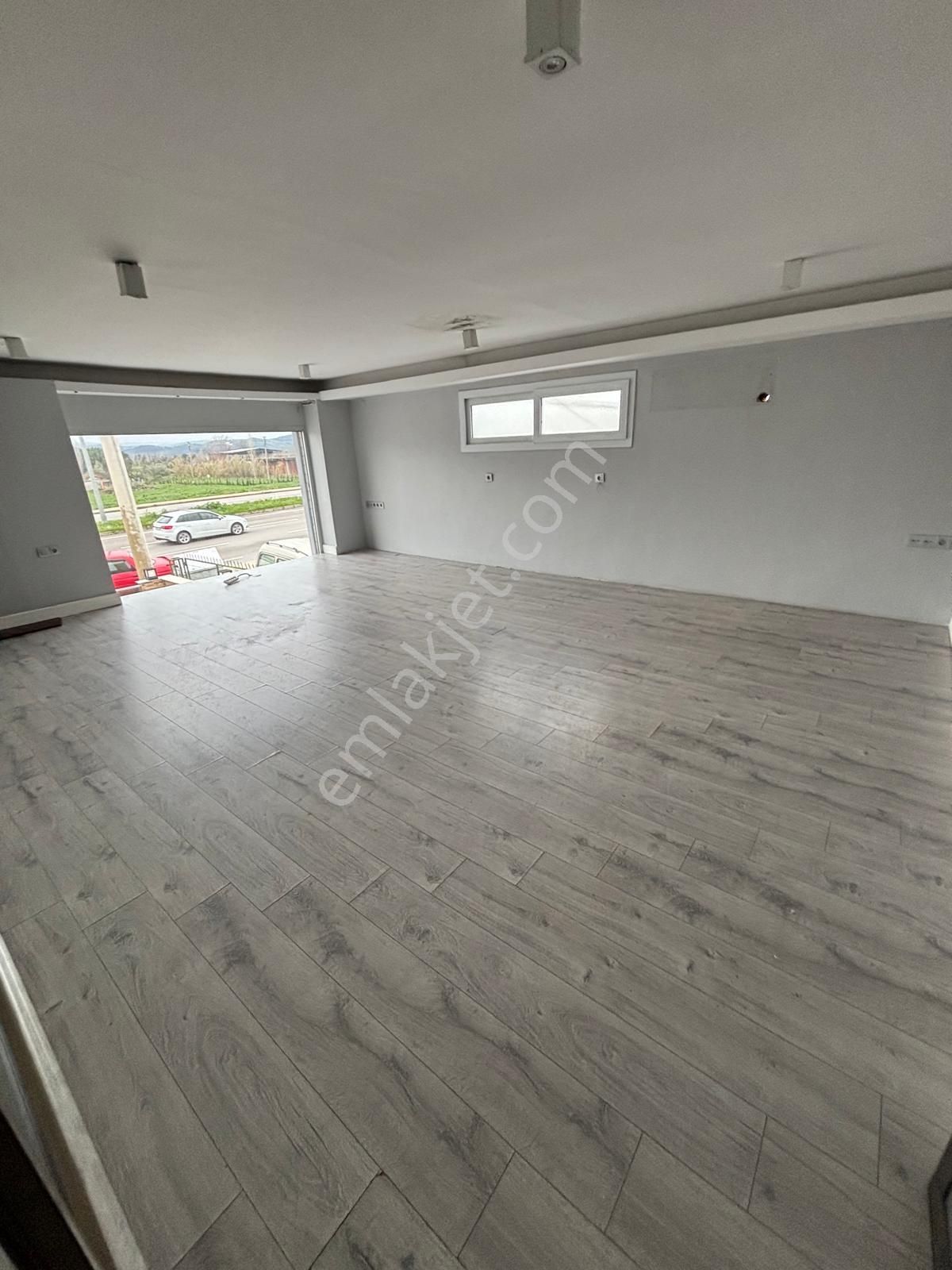 Çizgi Gayrimenkul'den İzmir Asfaltında 400mt2 Dükkan Kiralık - Görsel 21