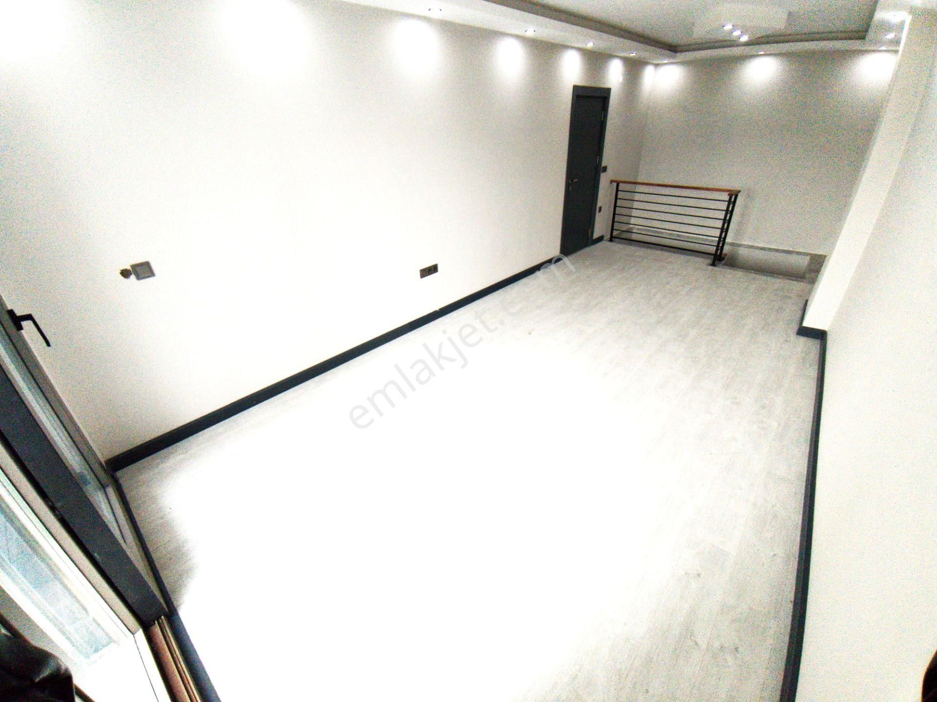 Burhaniye İskele'de Aygül'den Sıfır Denize 200 Mt Mustakil Tadında Bahçeli 2+1 Satılık Ters Dubleks - Görsel 12