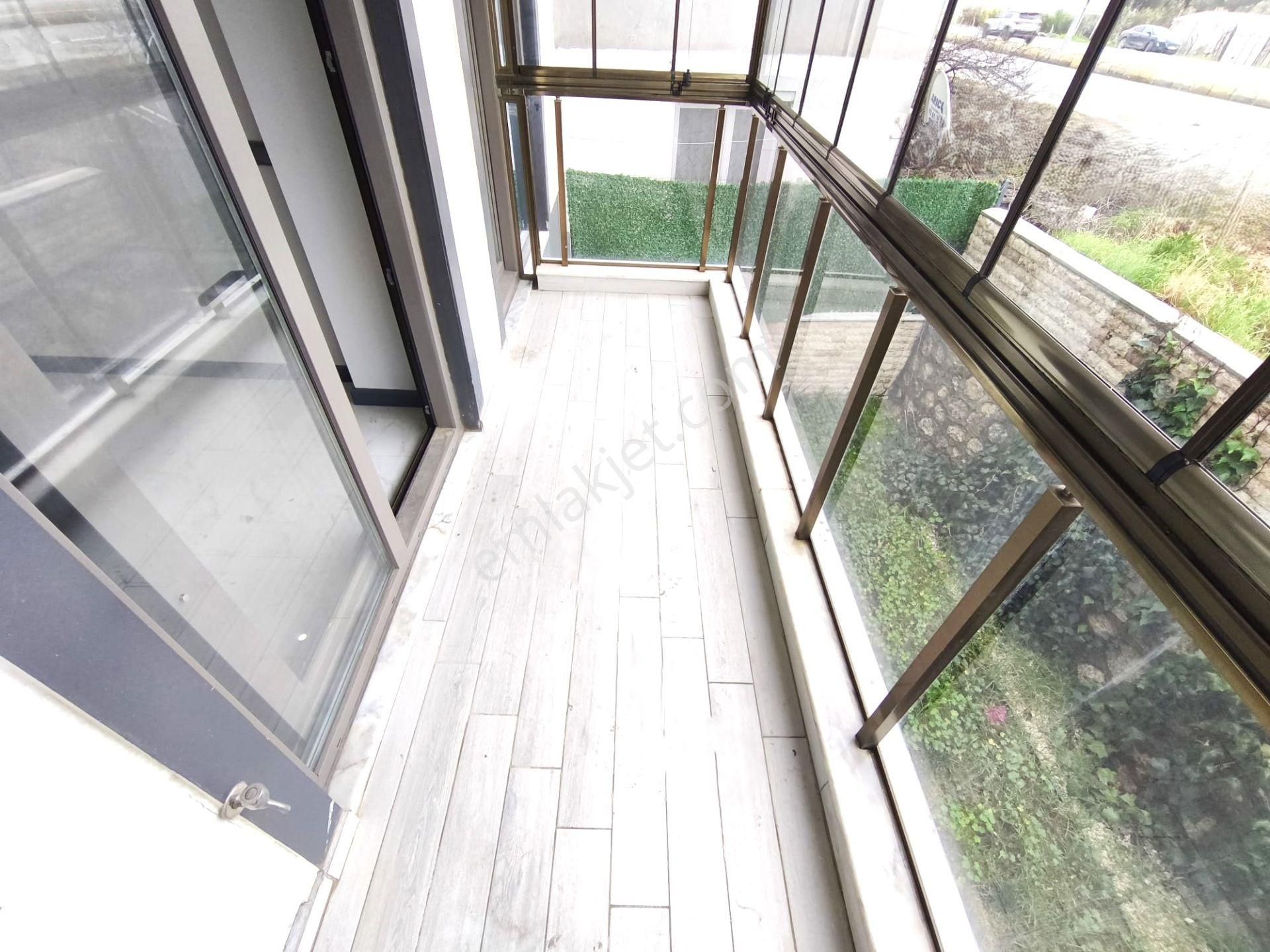 Burhaniye İskele'de Aygül'den Sıfır Denize 200 Mt Mustakil Tadında Bahçeli 2+1 Satılık Ters Dubleks - Görsel 7