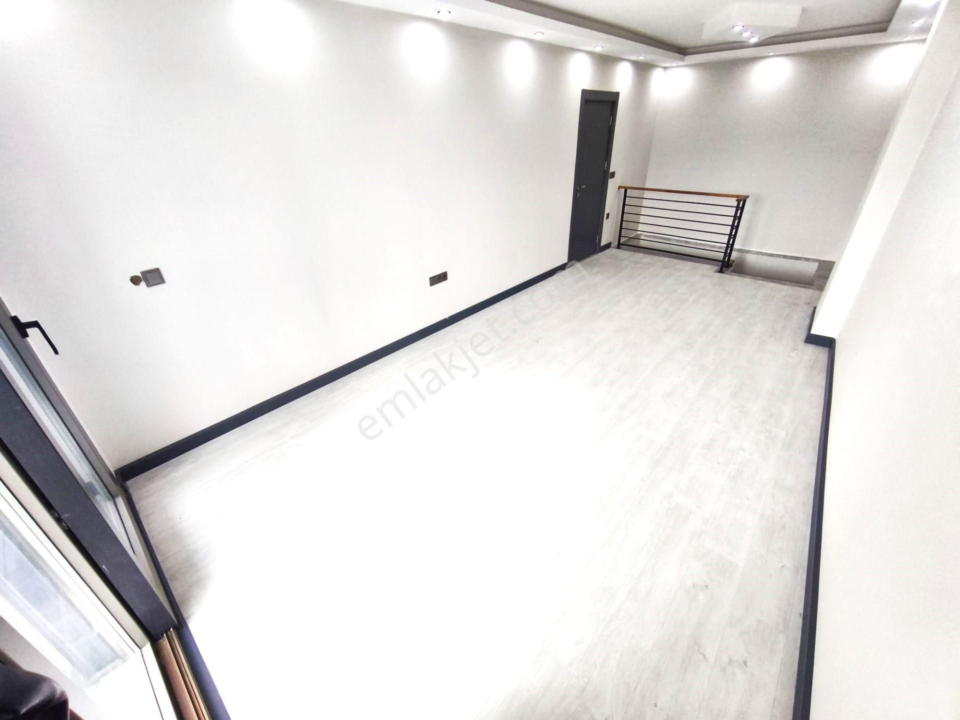 Burhaniye İskele'de Aygül'den Sıfır Denize 200 Mt Mustakil Tadında Bahçeli 2+1 Satılık Ters Dubleks - Görsel 10