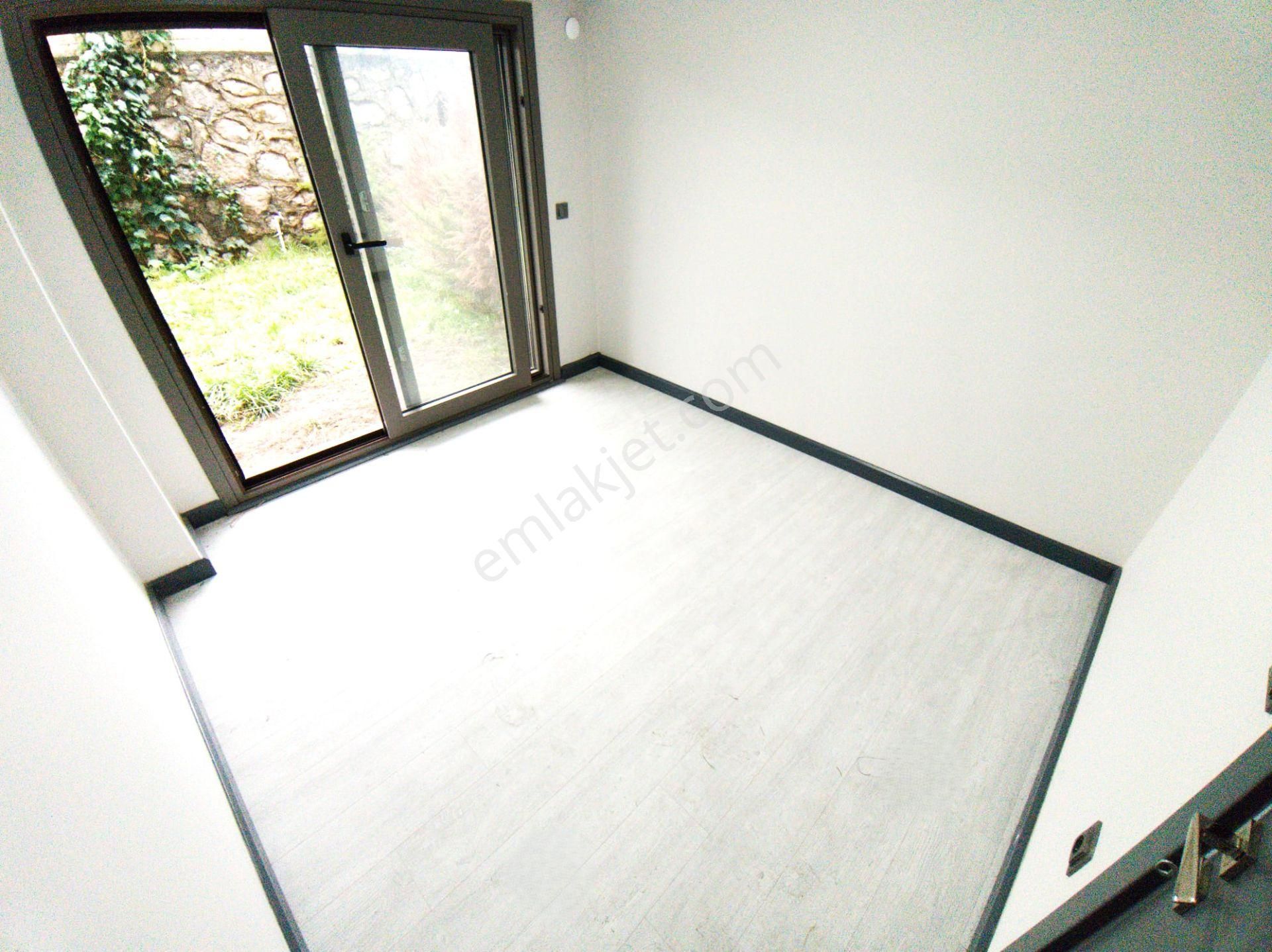 Burhaniye İskele'de Aygül'den Sıfır Denize 200 Mt Mustakil Tadında Bahçeli 2+1 Satılık Ters Dubleks - Görsel 24