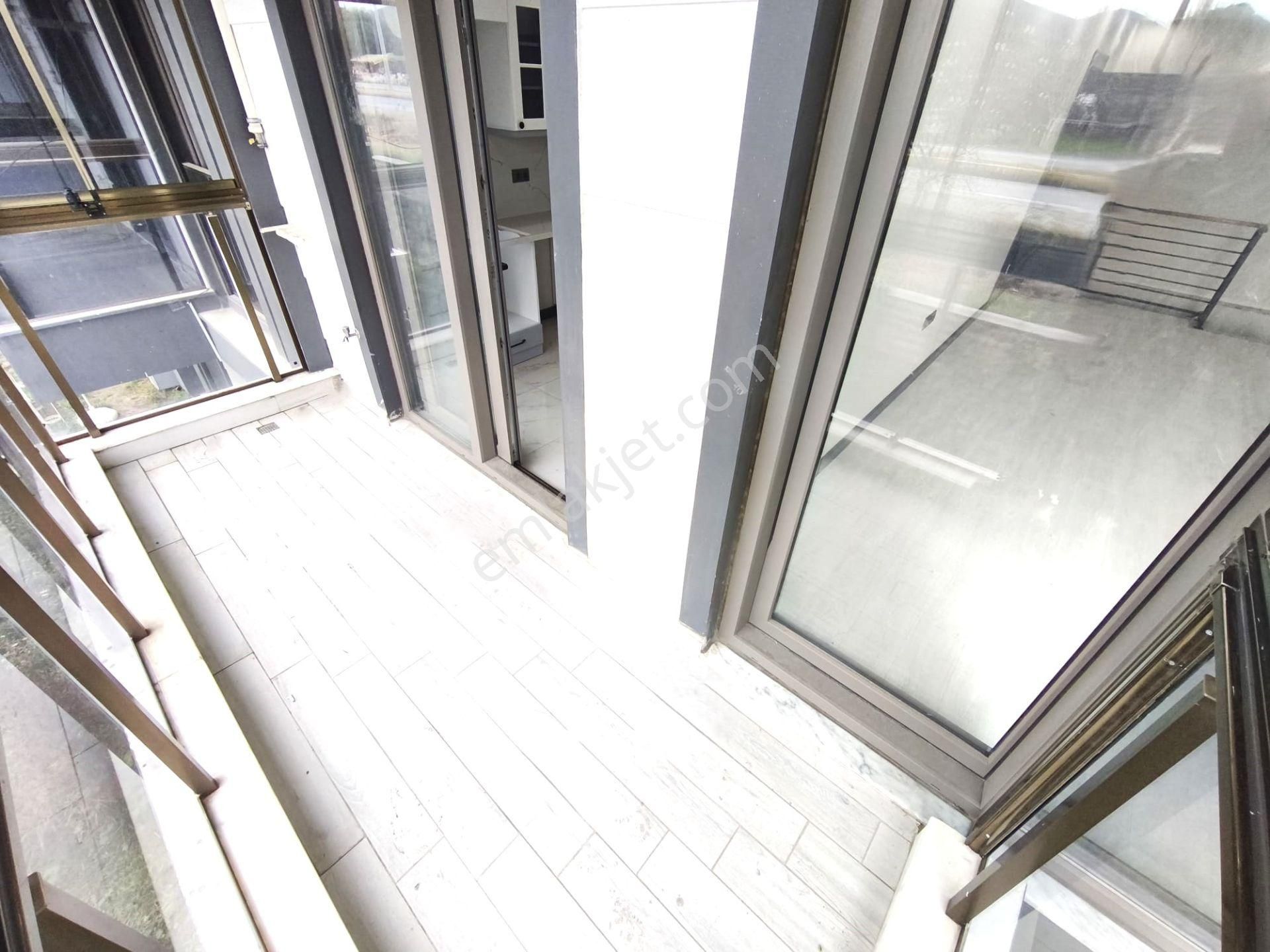 Burhaniye İskele'de Aygül'den Sıfır Denize 200 Mt Mustakil Tadında Bahçeli 2+1 Satılık Ters Dubleks - Görsel 18