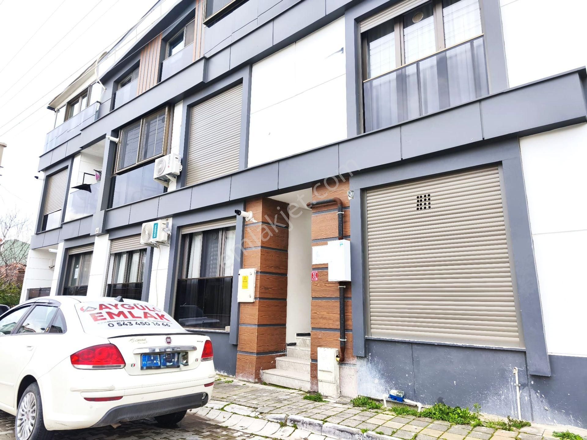 Burhaniye İskele'de Aygül'den Sıfır Denize 200 Mt Mustakil Tadında Bahçeli 2+1 Satılık Ters Dubleks