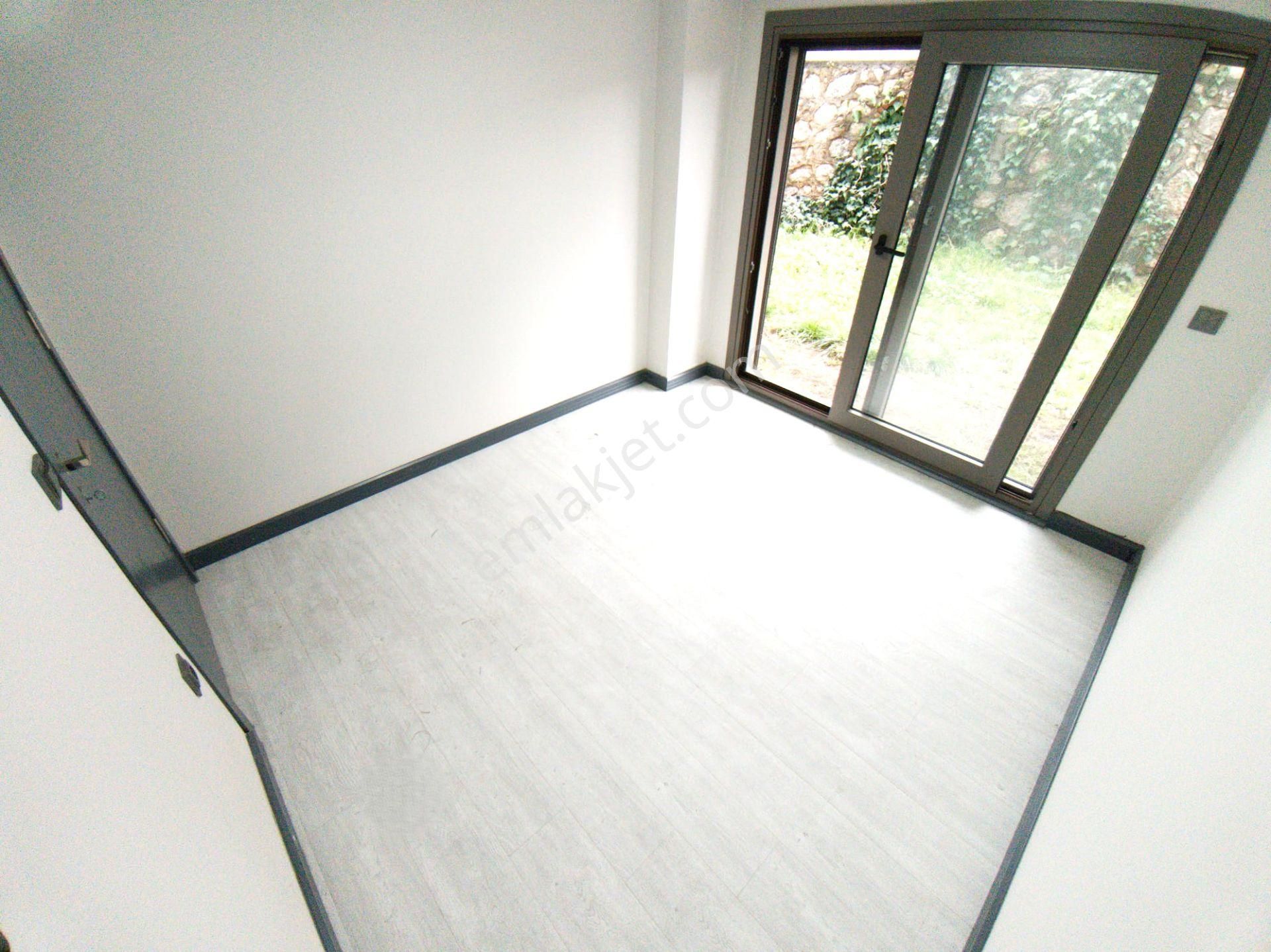 Burhaniye İskele'de Aygül'den Sıfır Denize 200 Mt Mustakil Tadında Bahçeli 2+1 Satılık Ters Dubleks - Görsel 26