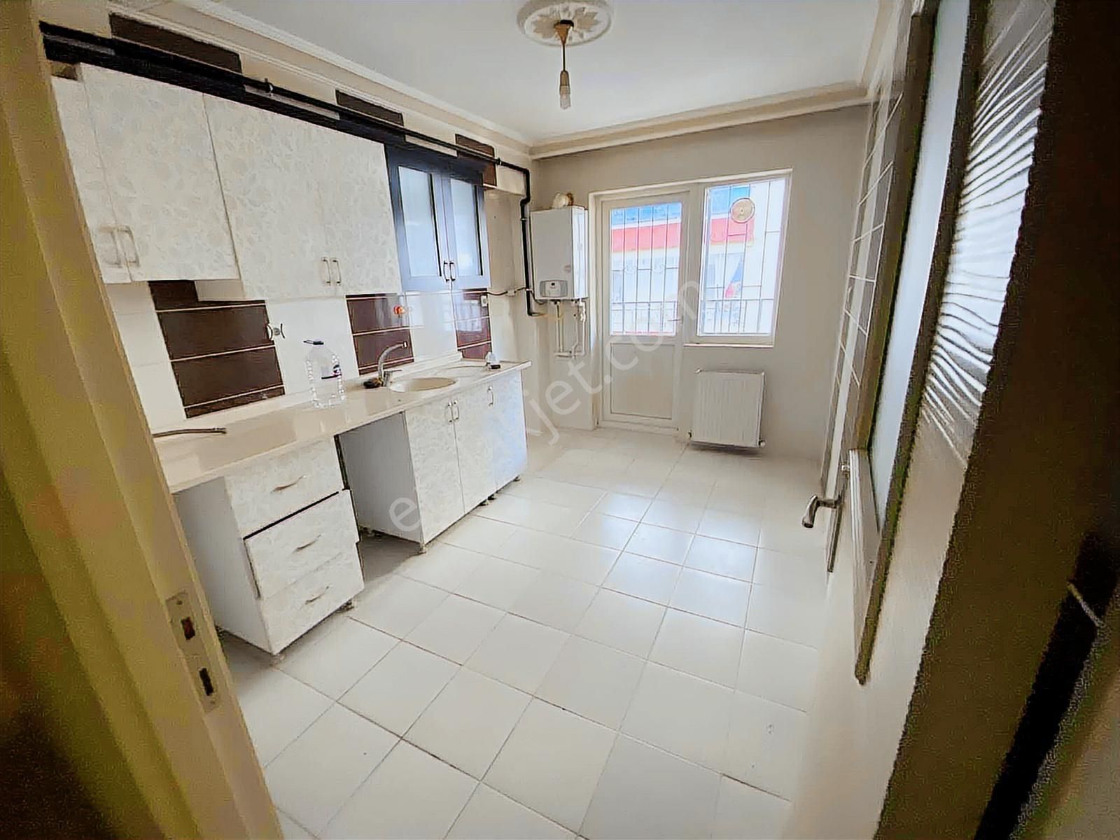 Karapürçek Mah Stadyum Yakını 3+1 Kot 1 Asansörlü Kiralık Daire - Görsel 5